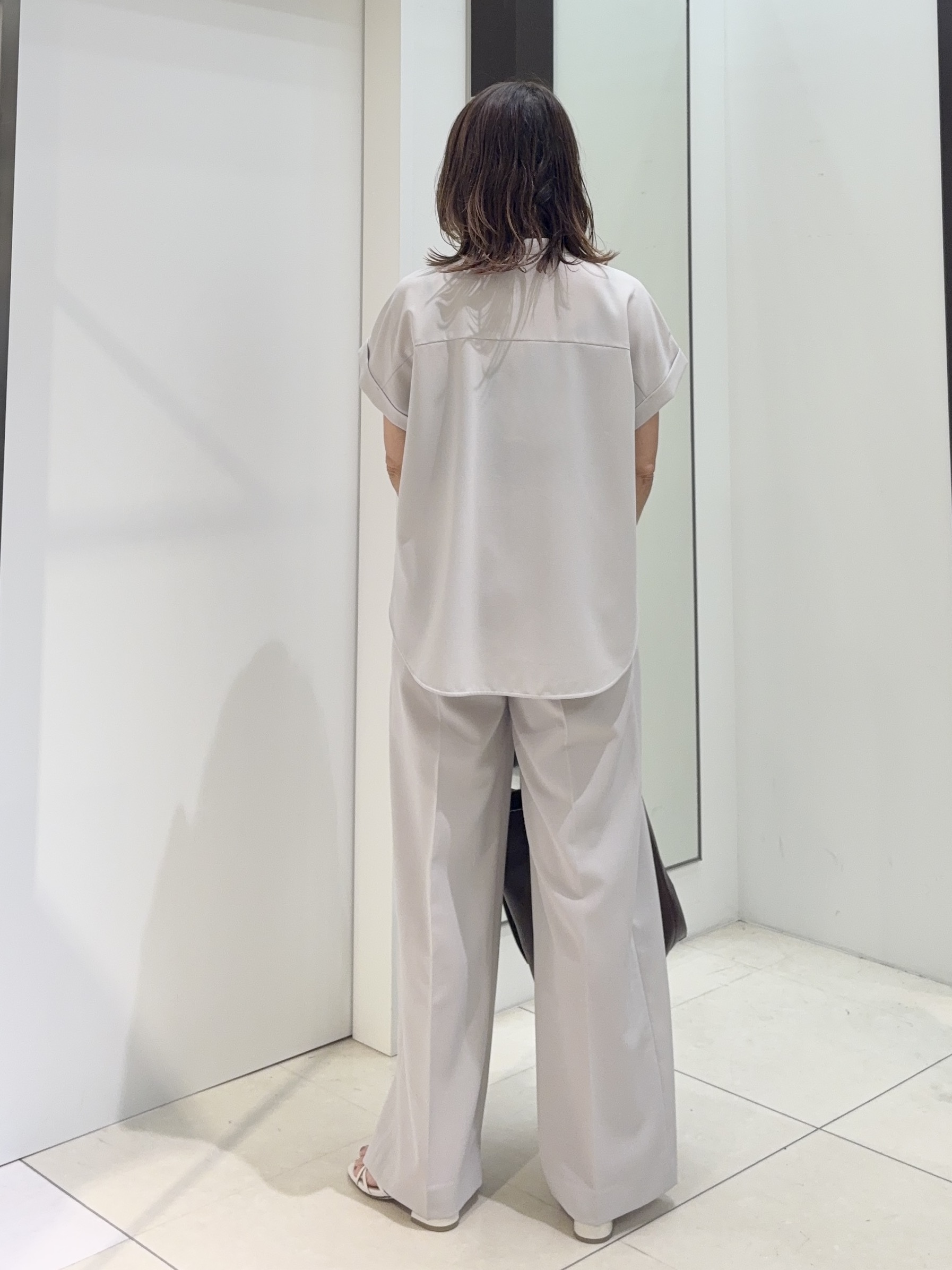 tomoさんの「UNTITLED｜【セットアップ可/UVカット】エアリークールブラウス」を使ったコーディネート
