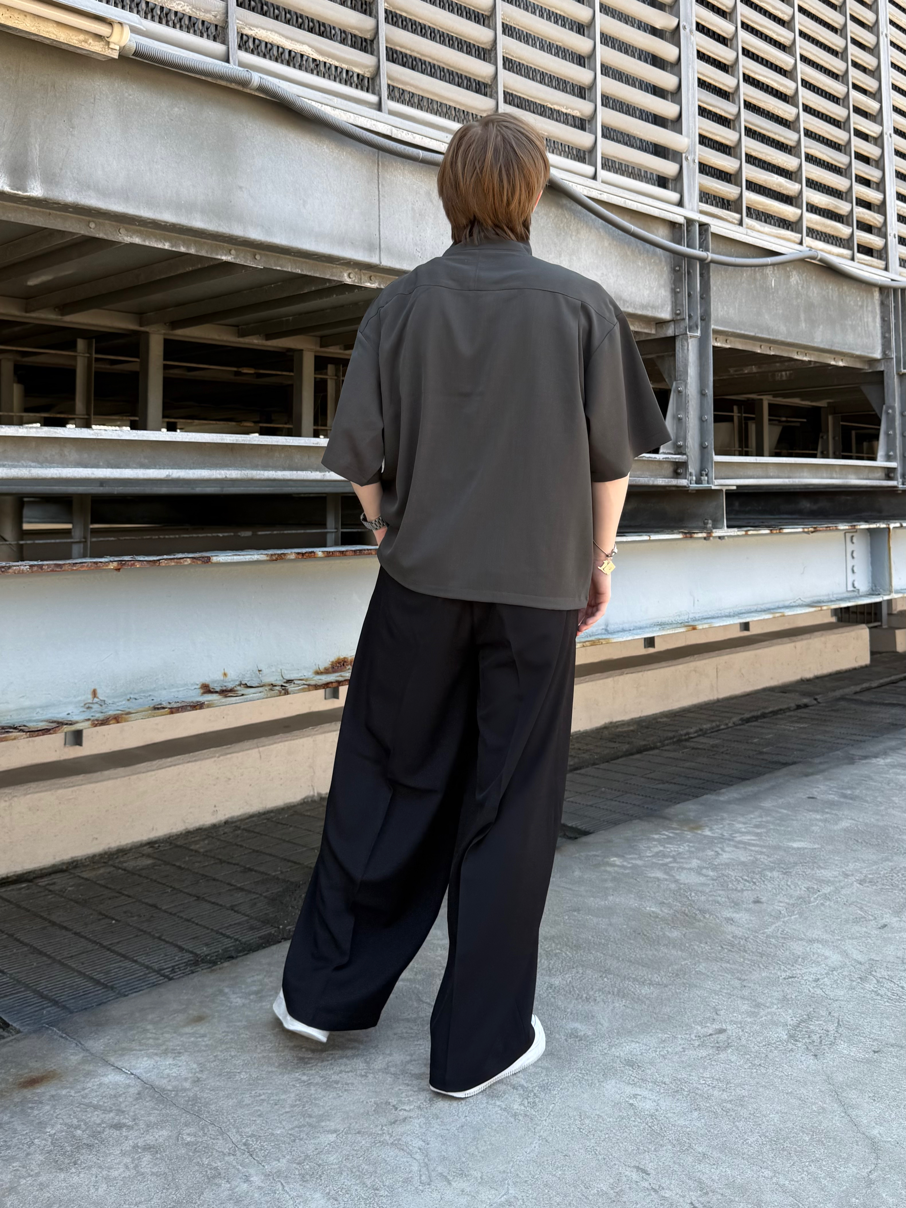 カネダさんの「tk.TAKEO KIKUCHI｜【接触冷感／2WAY】洗えるZIPシャツアウター」を使ったコーディネート