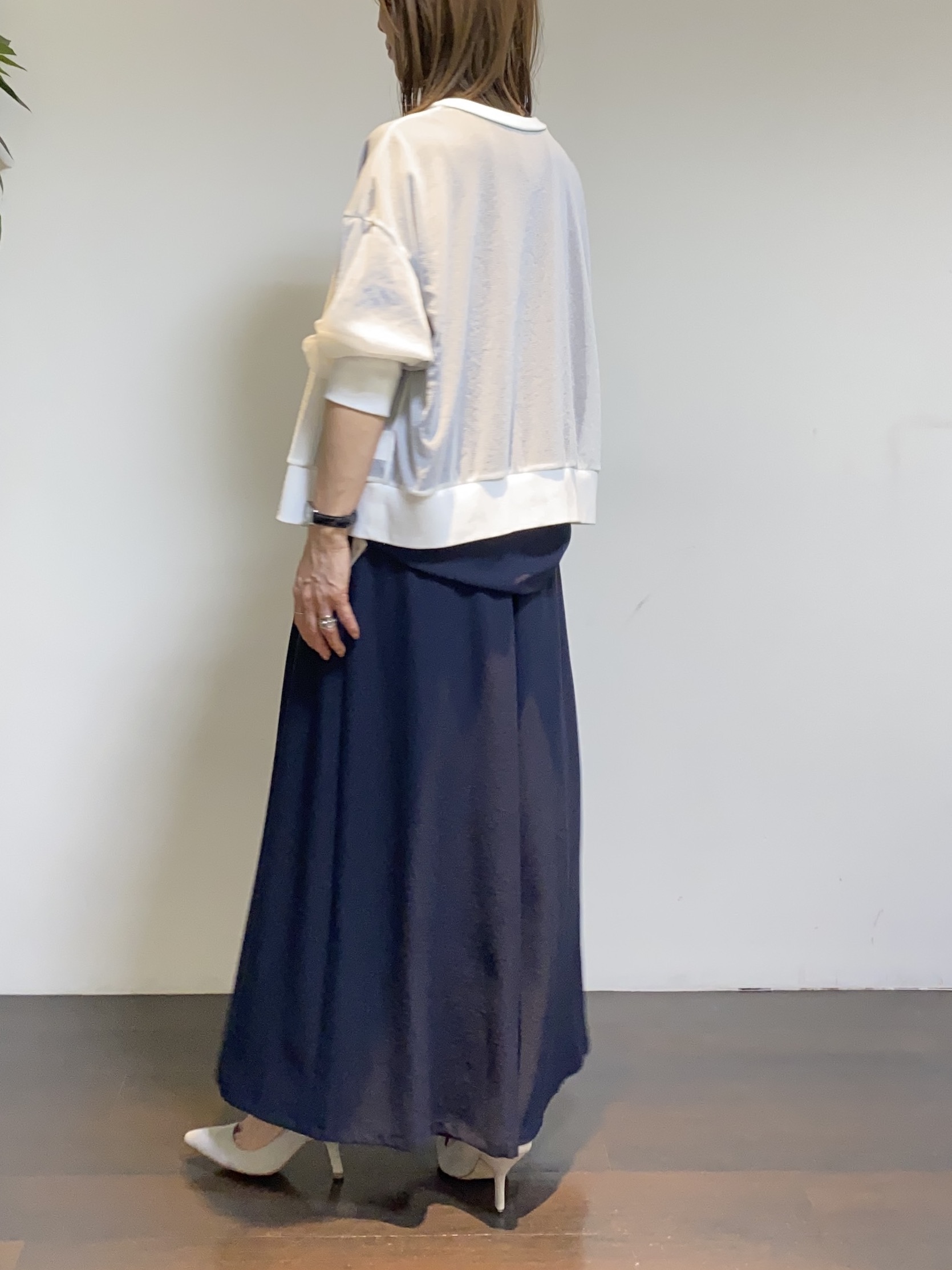 tomoさんの「UNTITLED｜【7色展開/ゆったり/ショート丈】シアートリコットカーディガン」を使ったコーディネート