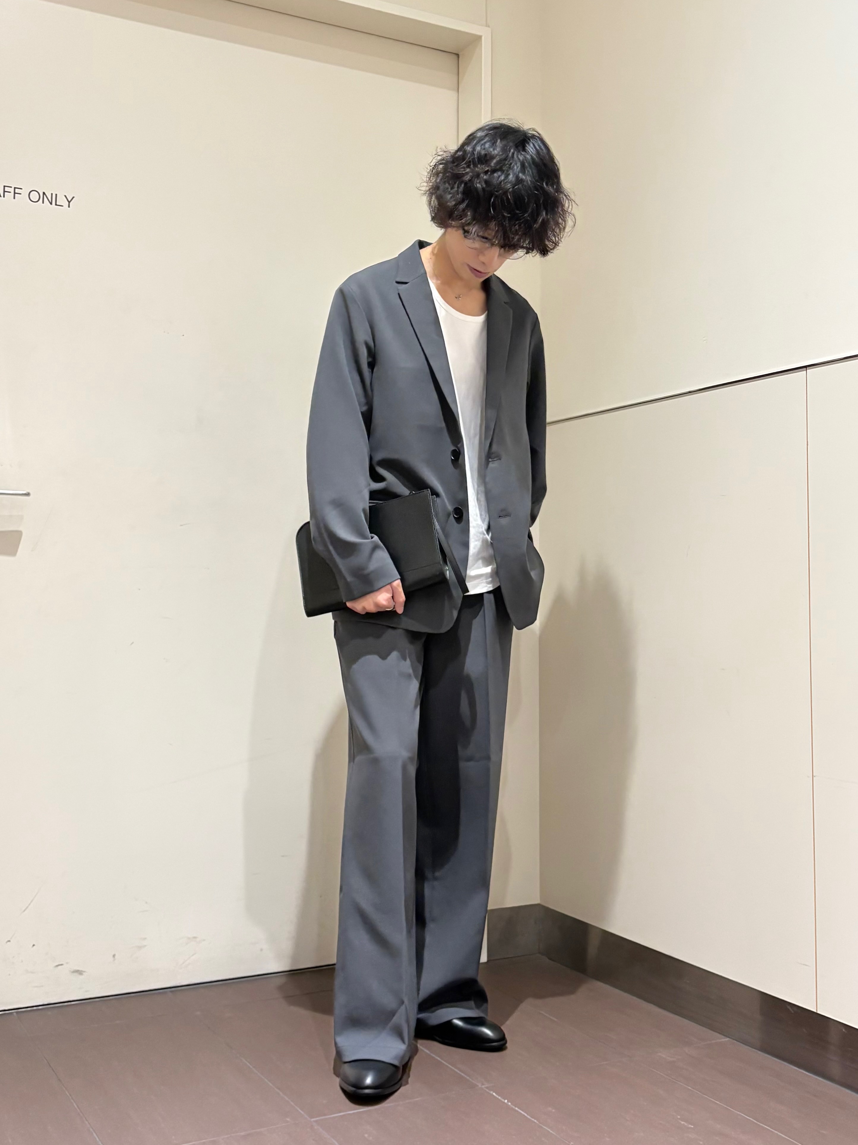 ナノシーさんの「tk.TAKEO KIKUCHI｜【防シワ／ストレッチ/セット対応可】smart shift series テーラードジャケット」を使ったコーディネート