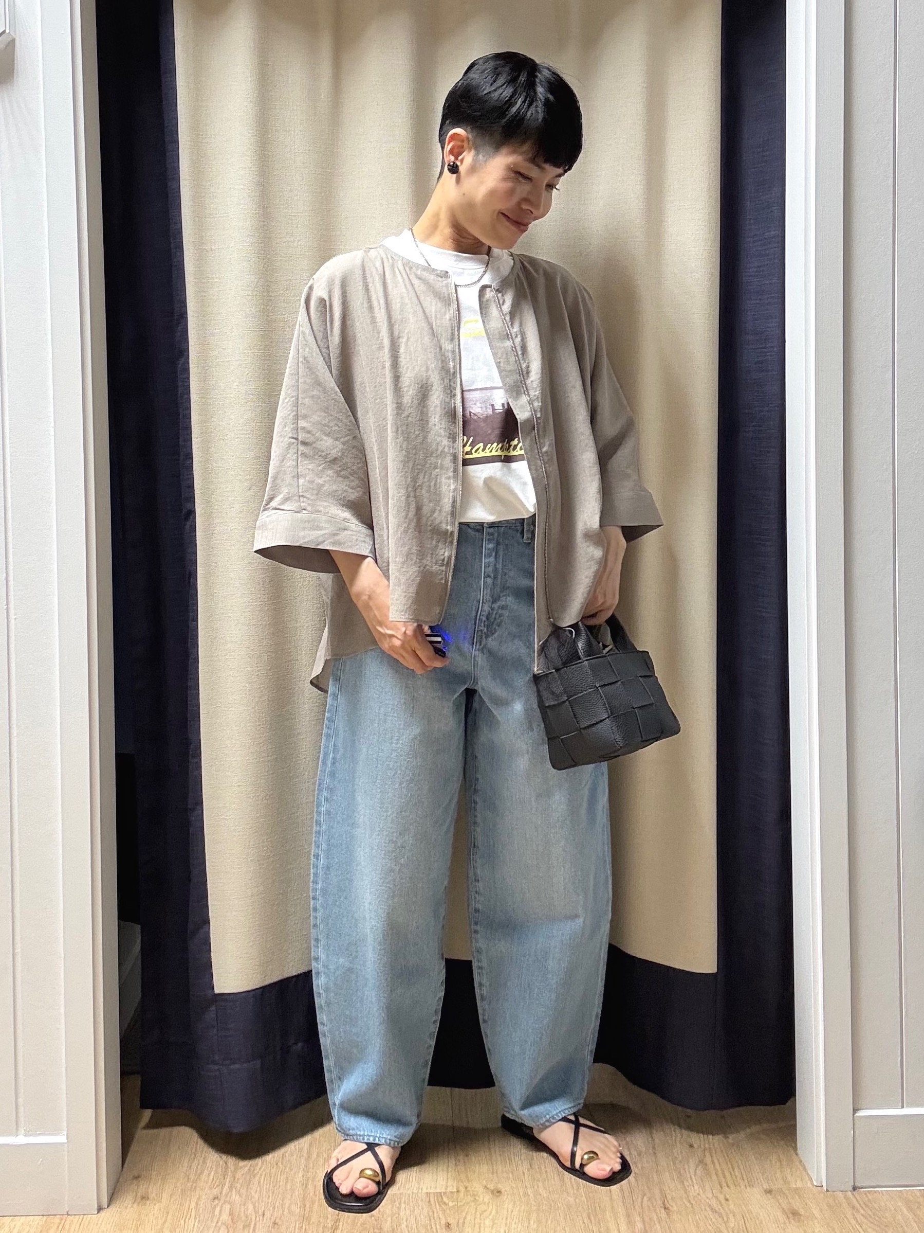 Suzuさんの「Dessin｜グラフィックデザイン Tシャツ」を使ったコーディネート