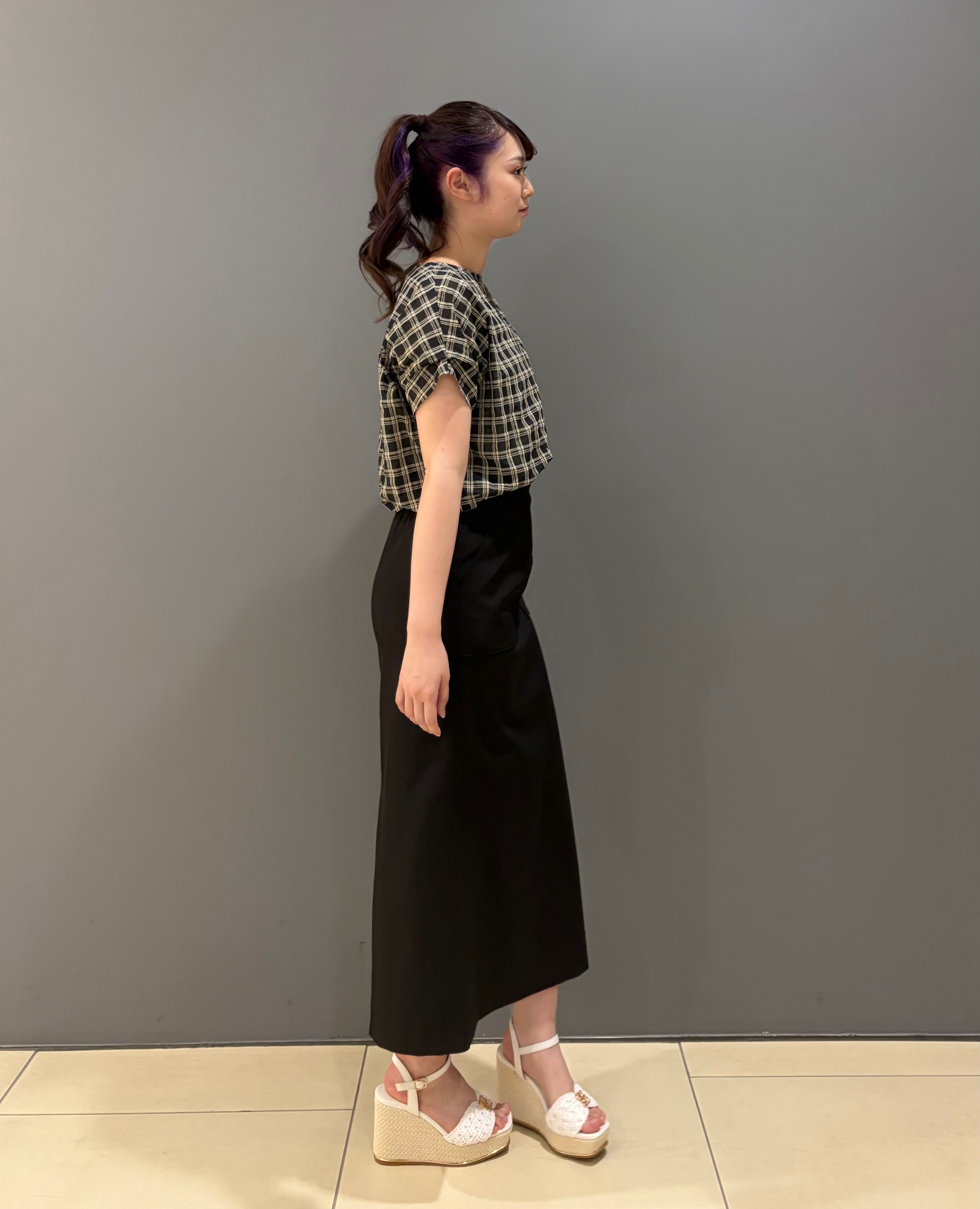 miさんの「UNTITLED｜【秋めきシャツ/体型カバー】シアーチェックブラウス」を使ったコーディネート