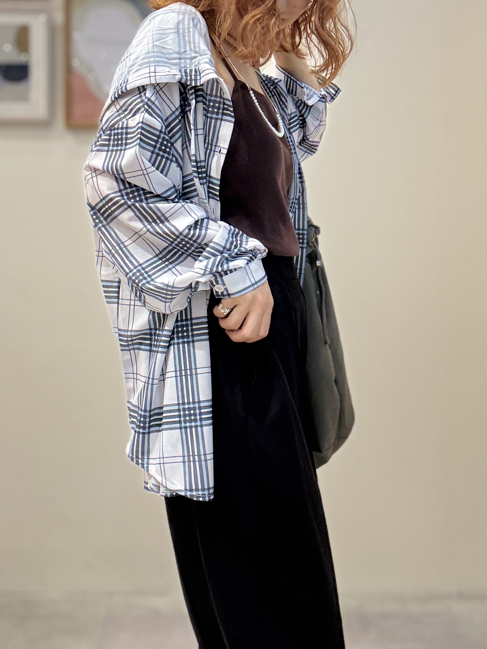 たけぴさんの「SHOO･LA･RUE｜【洗濯機可/体型カバー】程よい透け感の ゆるシア―シャツパーカ」を使ったコーディネート