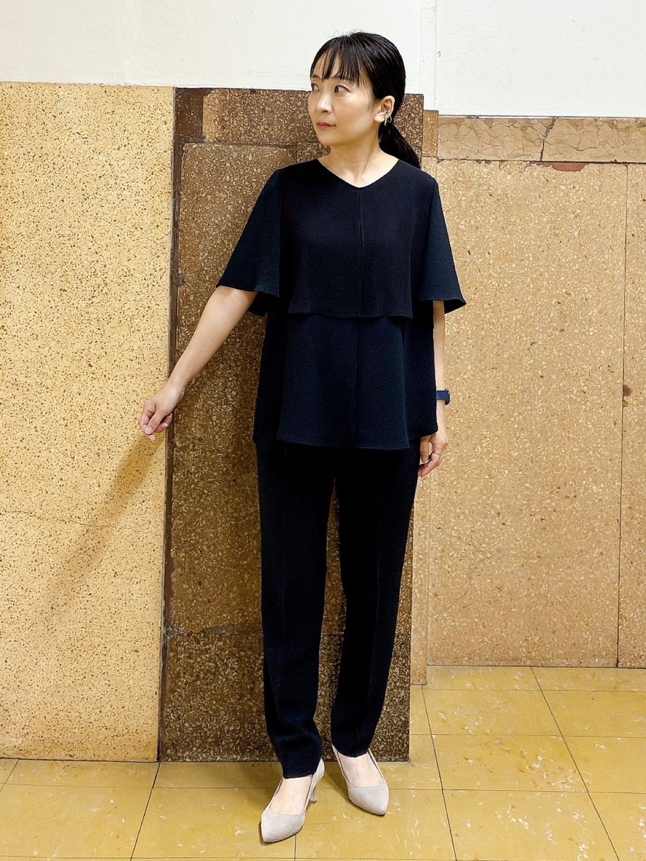 hattoriさんの「INDIVI｜【着る日傘】シフォンドッキングブラウス」を使ったコーディネート