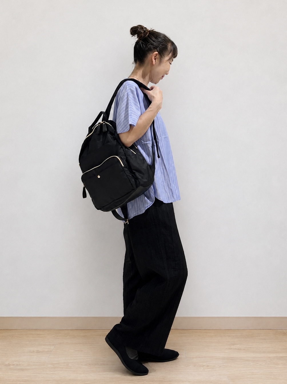 まつみさんの「SHOO･LA･RUE｜【洗濯機可/体型カバー】とろみタックスキッパーブラウス」を使ったコーディネート