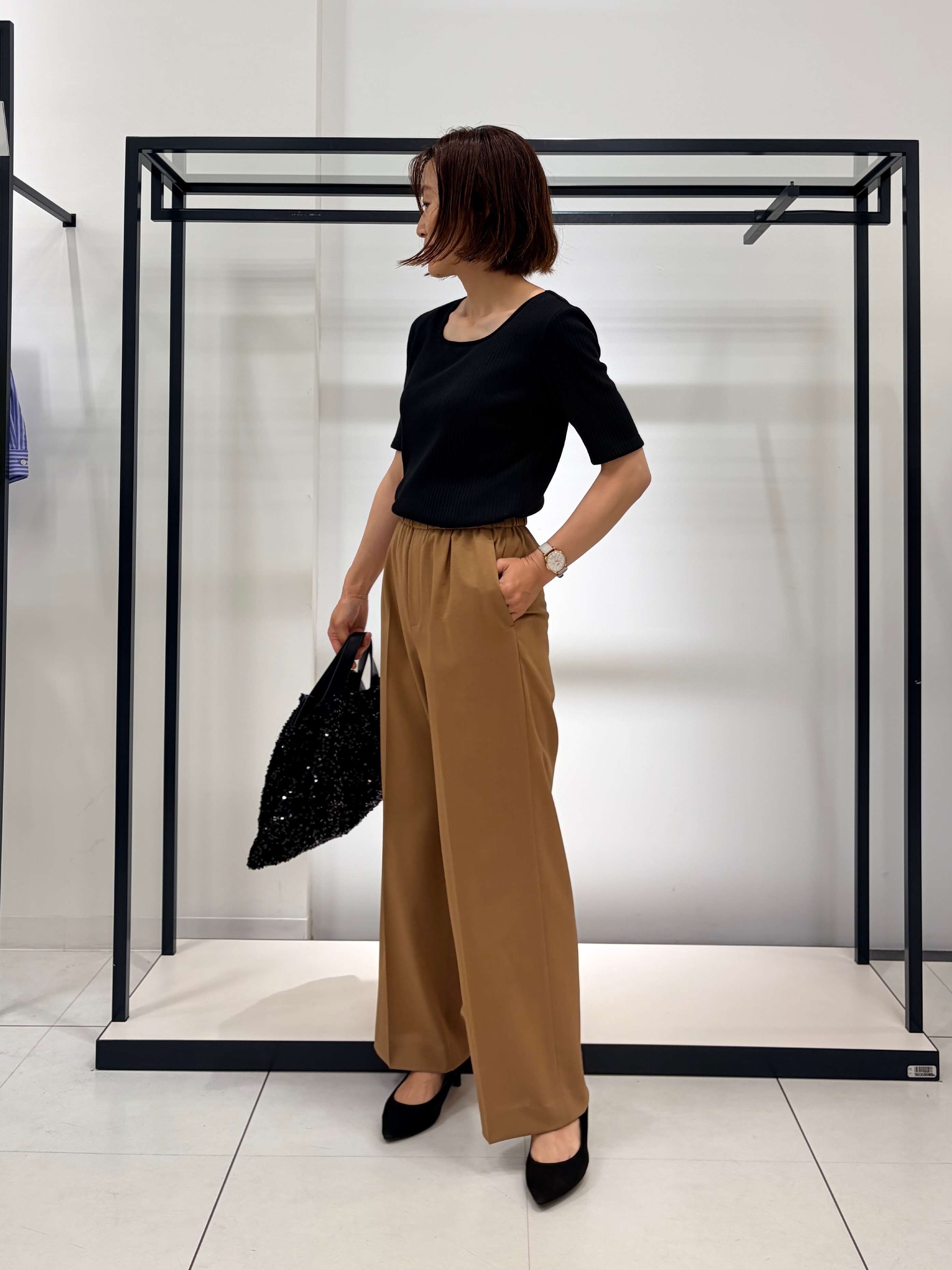 Mikiさんの「UNTITLED｜【二の腕カバー】スクエアネックテレコプルオーバー」を使ったコーディネート