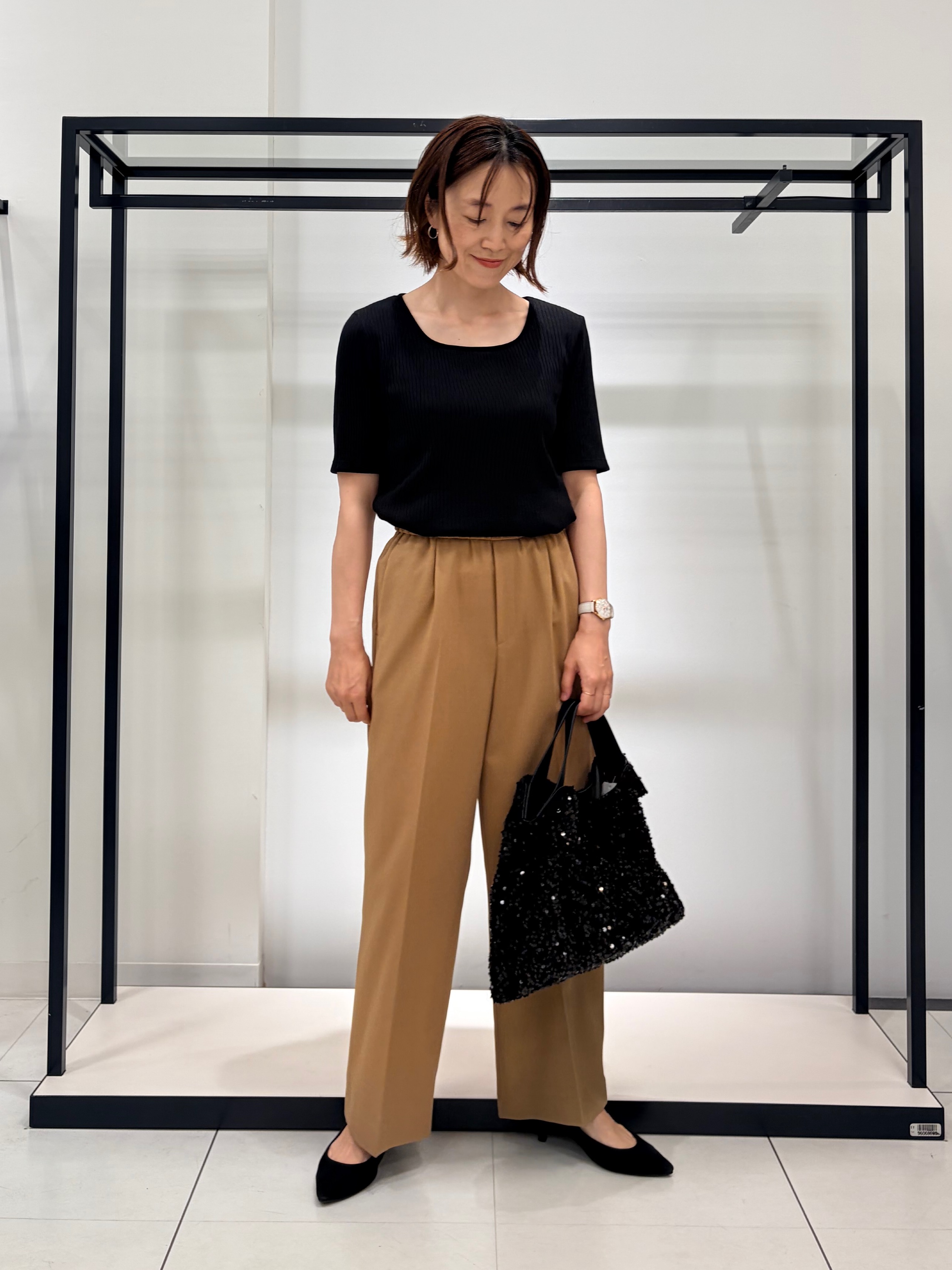 Mikiさんの「UNTITLED｜【二の腕カバー】スクエアネックテレコプルオーバー」を使ったコーディネート