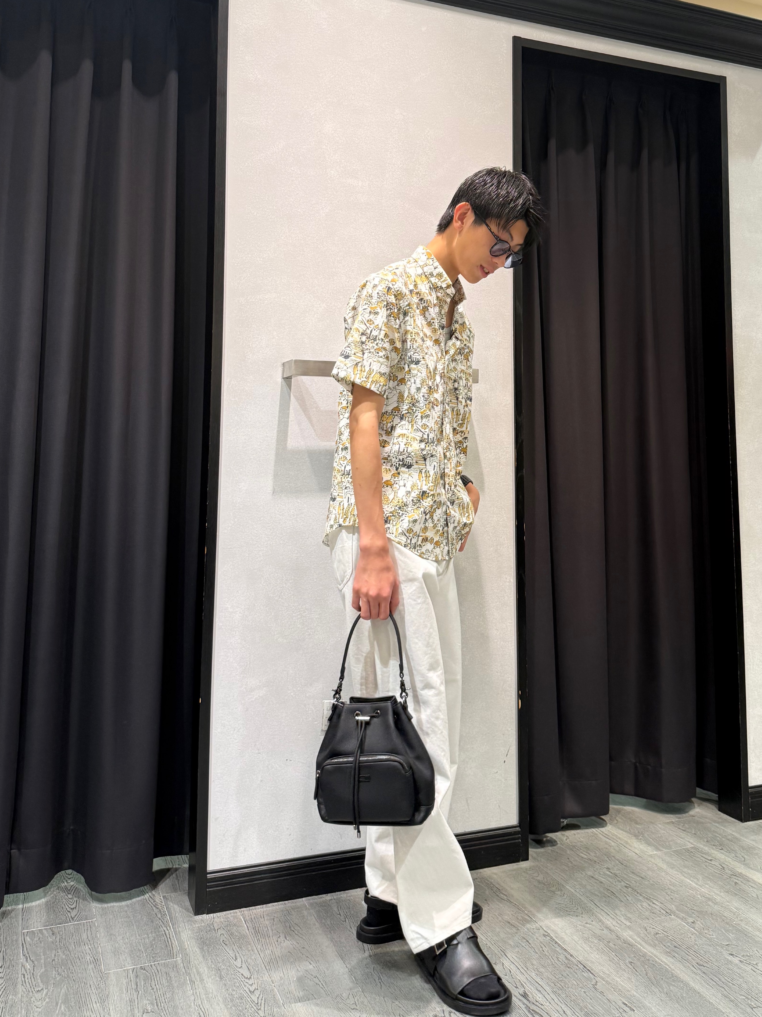uekuboさんの「TAKEO KIKUCHI｜【日本製】DotAir（R）リゾートプリント半袖シャツ」を使ったコーディネート