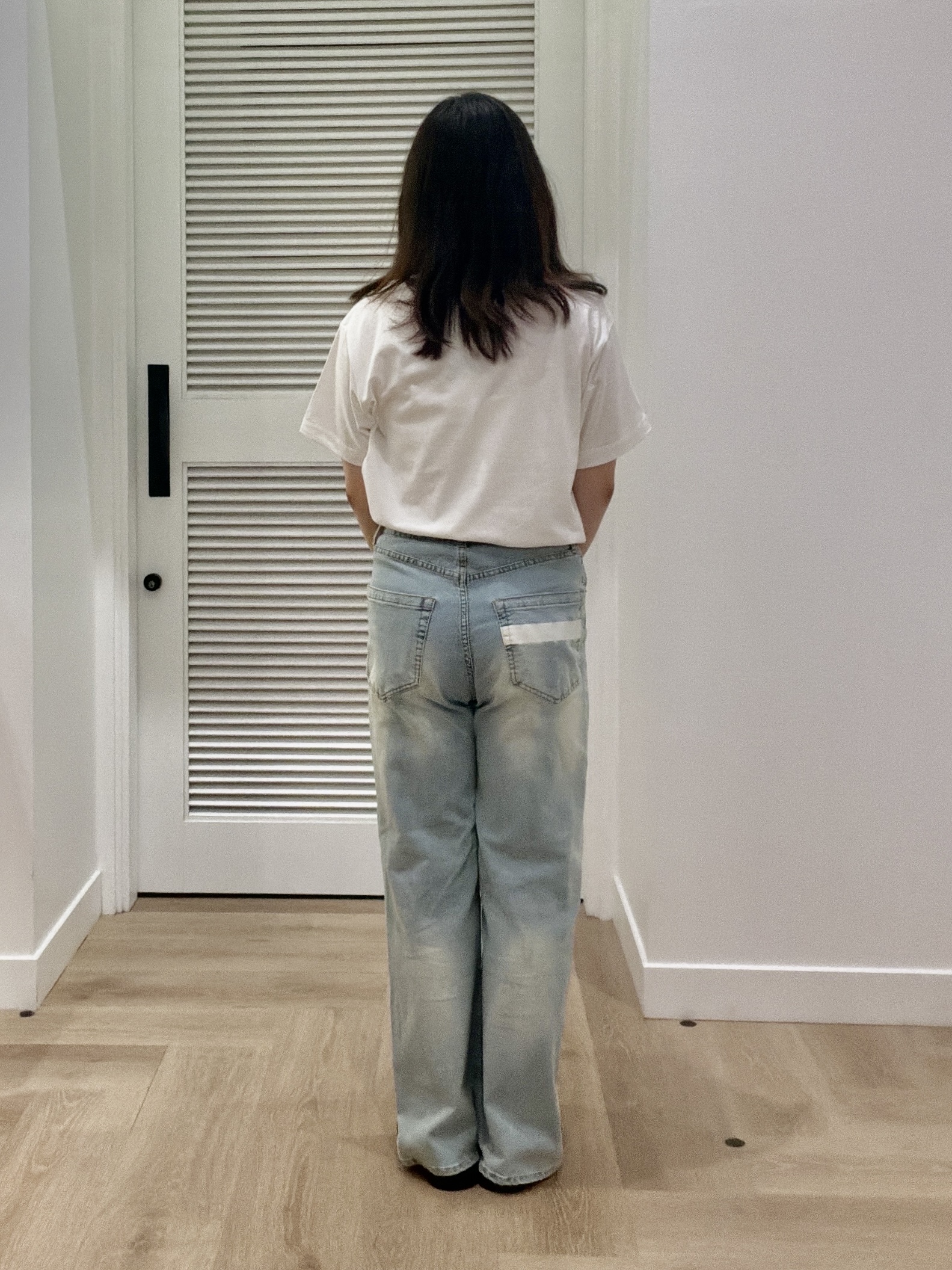 maruさんの「Dessin｜Sei Horinouchi&times;Dessin Tシャツ」を使ったコーディネート