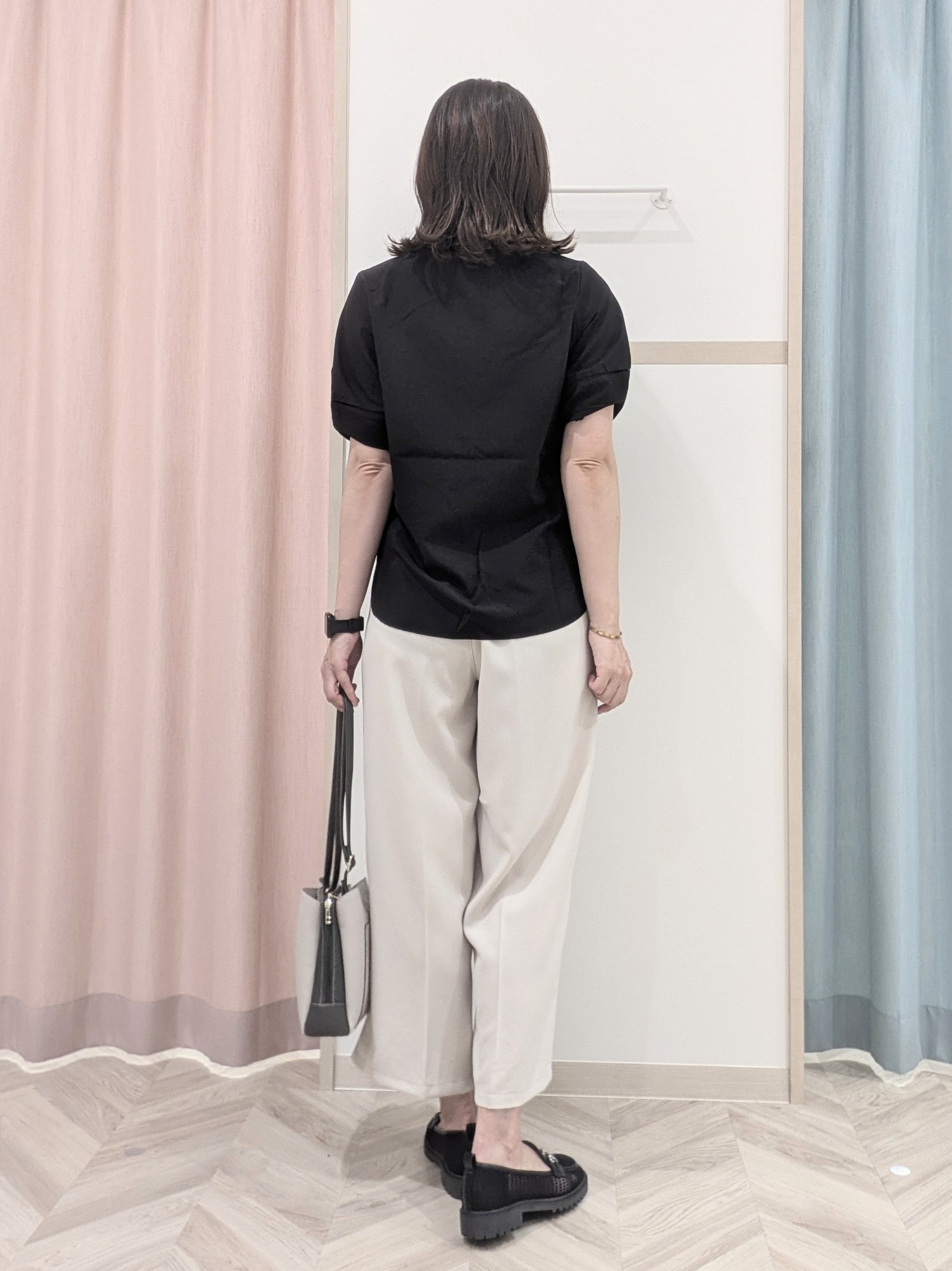 miyuさんの「SHOO･LA･RUE｜【洗濯後しわになりにくい/インせずきまる】シンプルだけど女性らしい 麻調スキッパーブラウス」を使ったコーディネート