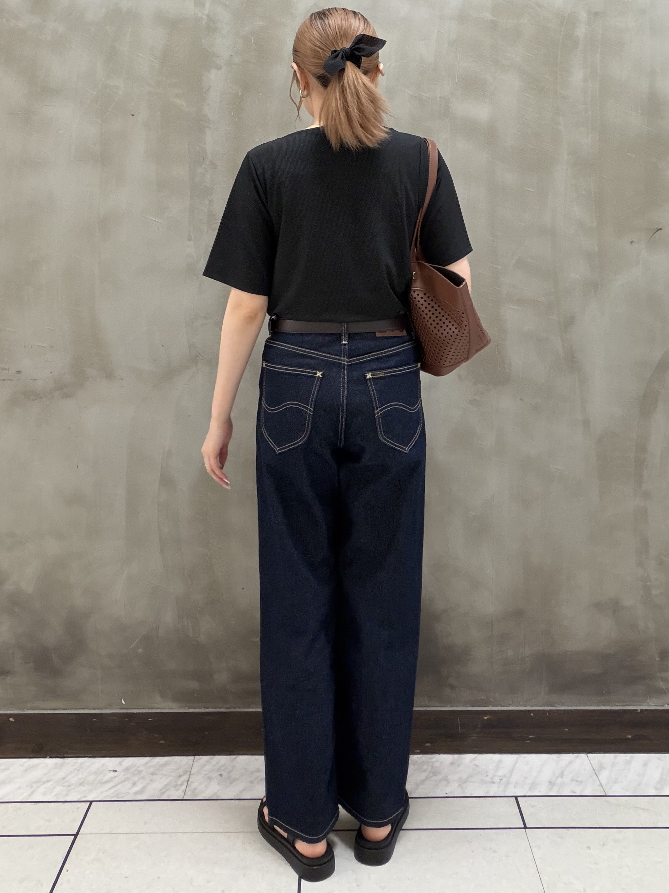 maiさんの「grove｜着るだけで旬顔 ドレープネックテレコTシャツ」を使ったコーディネート