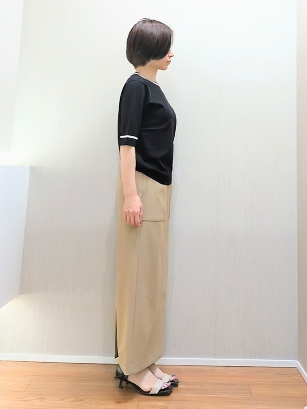 ミズタさんの「UNTITLED｜【アンサンブル可/きれいめ/通勤】コンパクト5分袖ニット」を使ったコーディネート