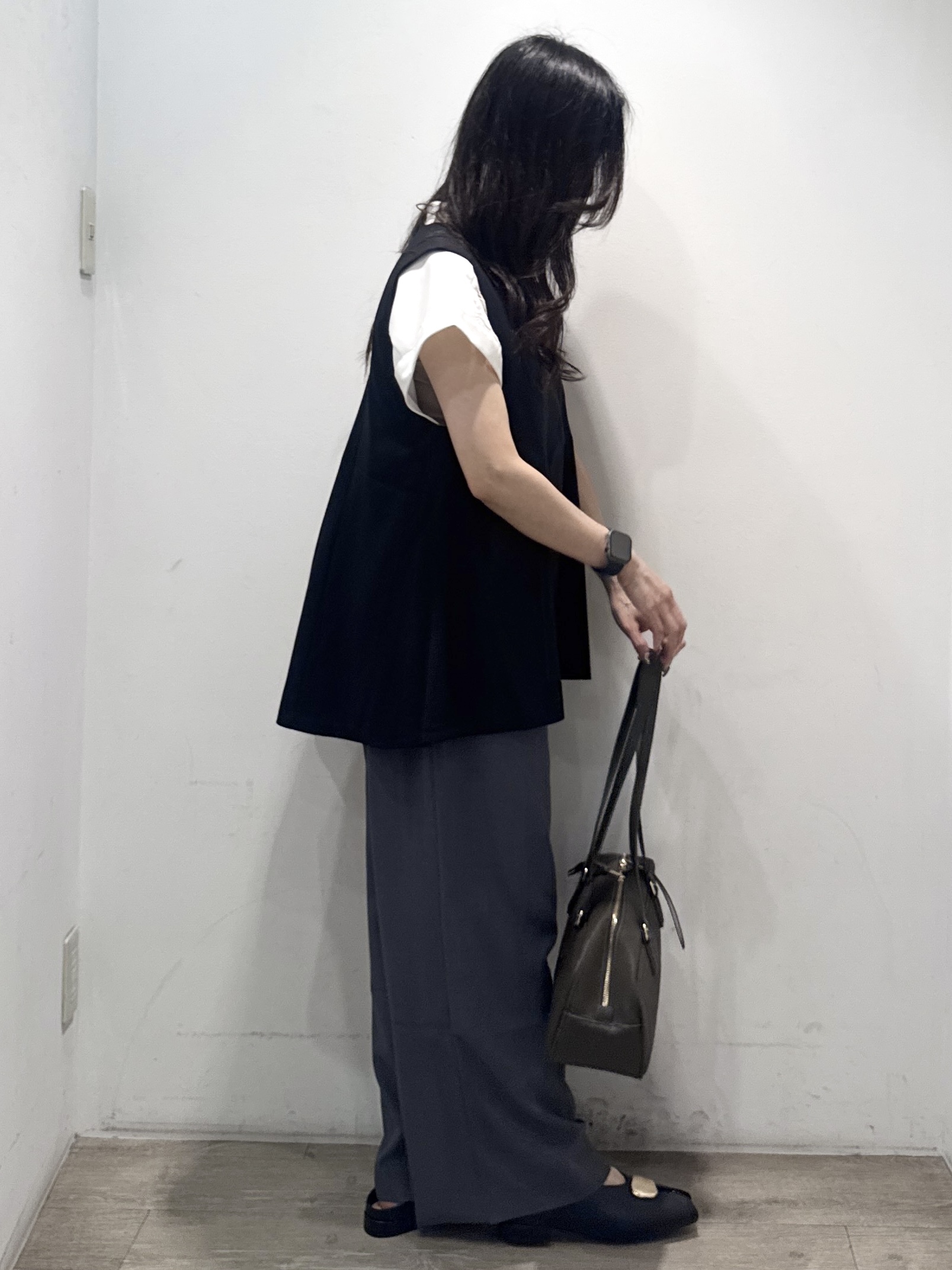 yuicciさんの「OPAQUE.CLIP｜【吸水速乾】フレアジレ《洗濯機OK／セットアップ対応可》」を使ったコーディネート