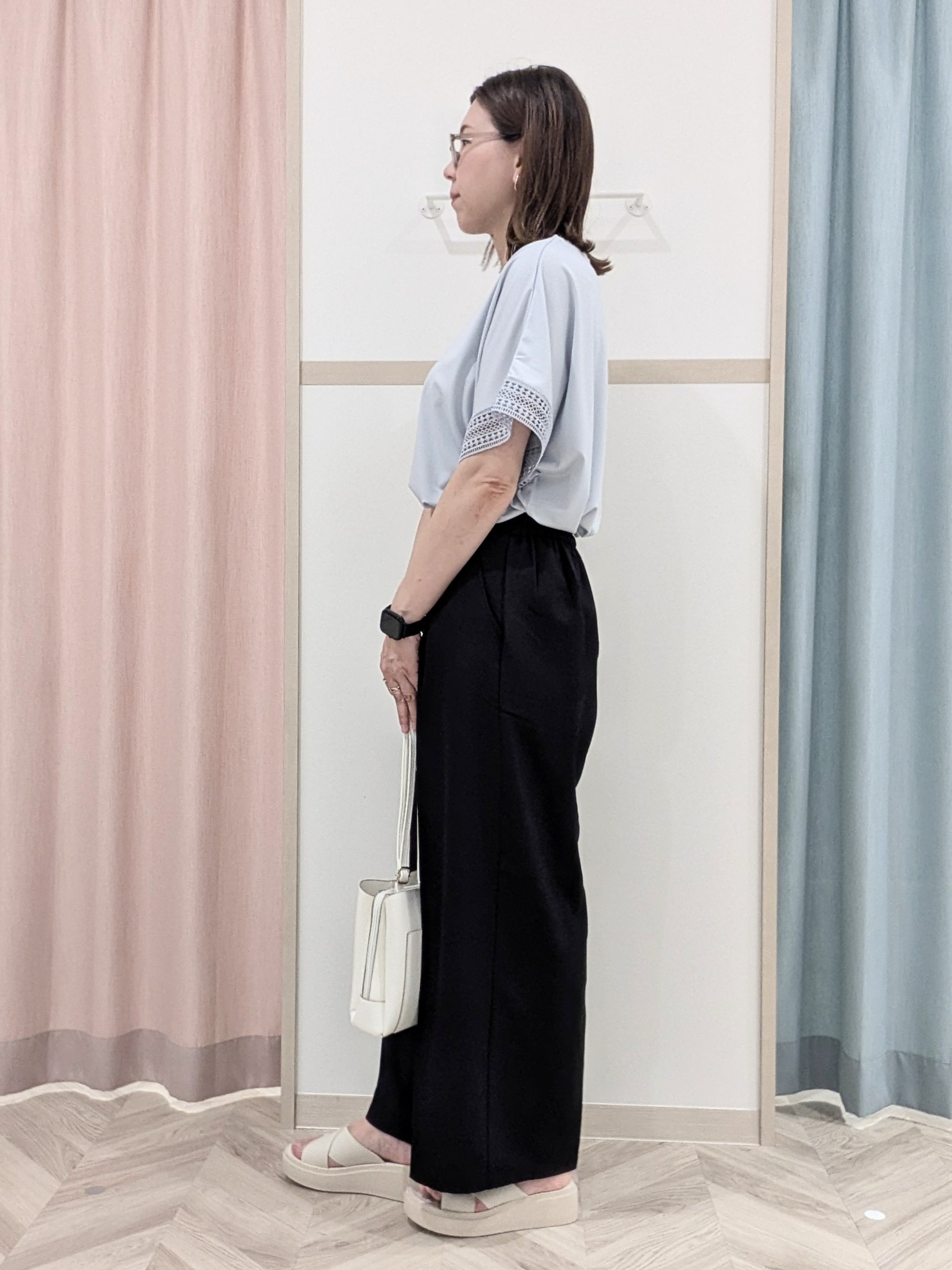miyuさんの「SHOO･LA･RUE｜【UV/洗濯機可/体型カバー】ヒップ周りが隠せる お袖レースTシャツ」を使ったコーディネート