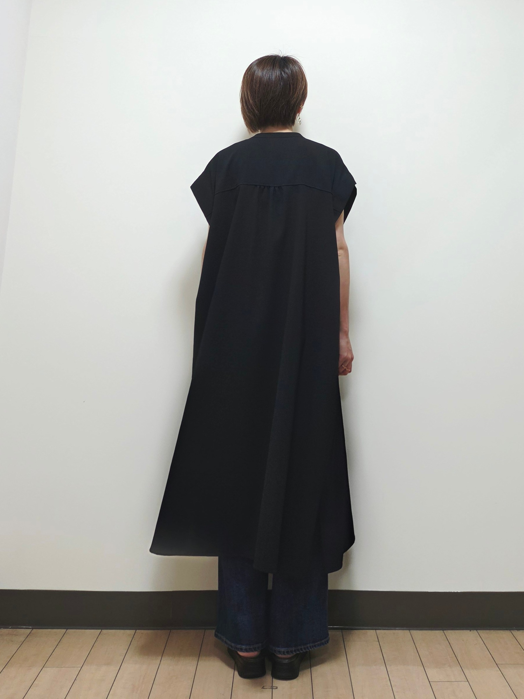 yuuさんの「Reflect｜すっきり見えバンドカラーシャツワンピース」を使ったコーディネート