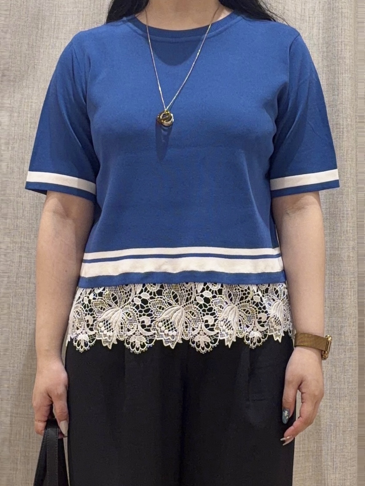 minamiさんの「grove｜【シリーズ累計36万枚／UVカット・洗濯機OK】やわらかドライタッチレースドッキングニット」を使ったコーディネート