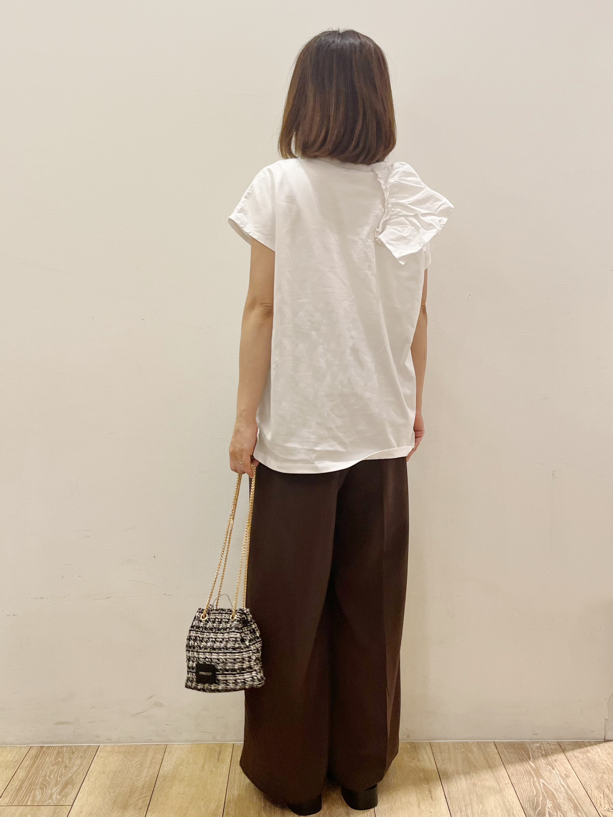 kcさんの「OPAQUE.CLIP｜【UVケア／接触冷感】アシメフリルドッキングカットソー《洗濯機OK》」を使ったコーディネート