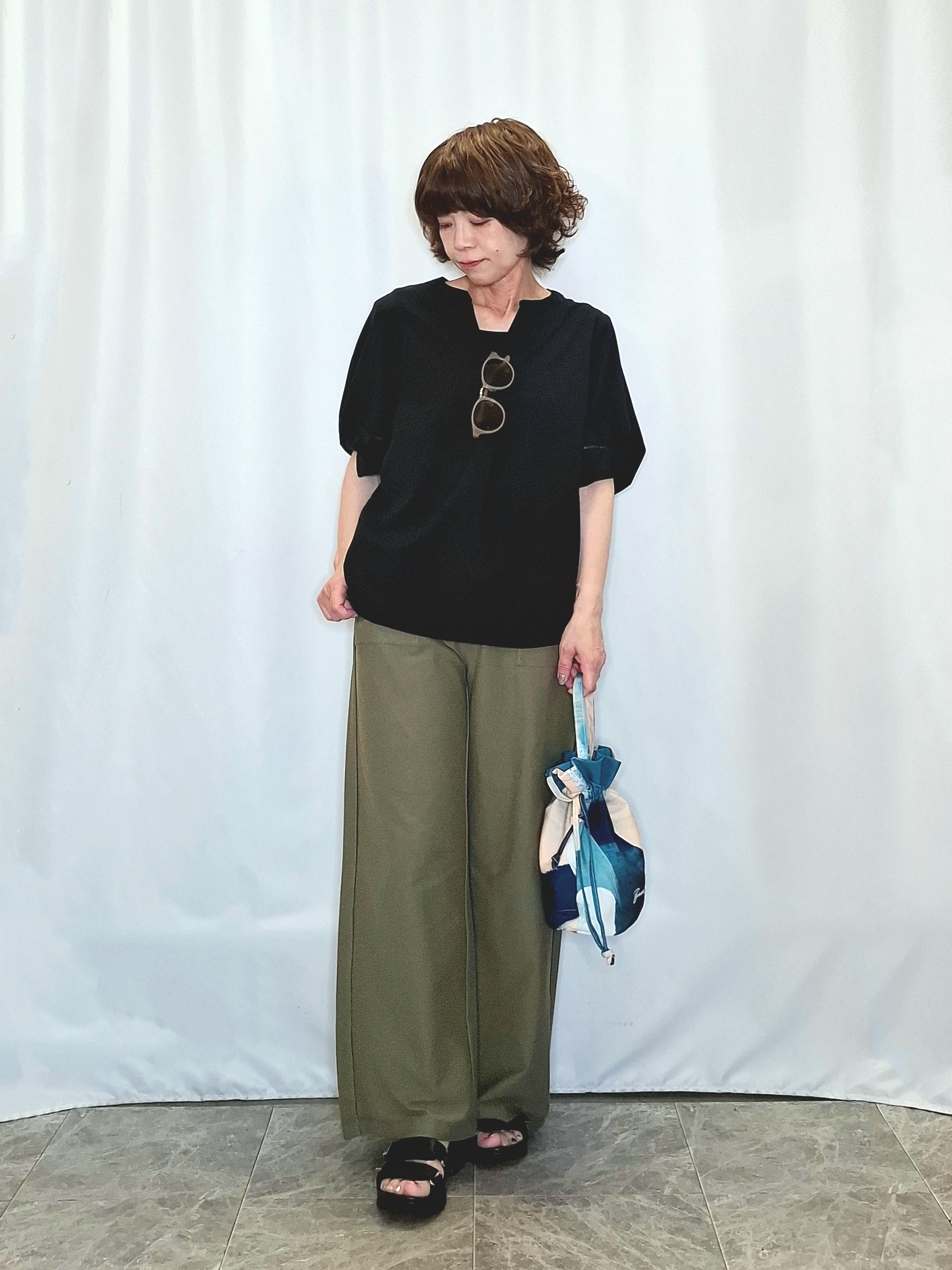 ぬーさんの「SHOO･LA･RUE｜【洗濯後しわになりにくい/インせずきまる】シンプルだけど女性らしい 麻調スキッパーブラウス」を使ったコーディネート