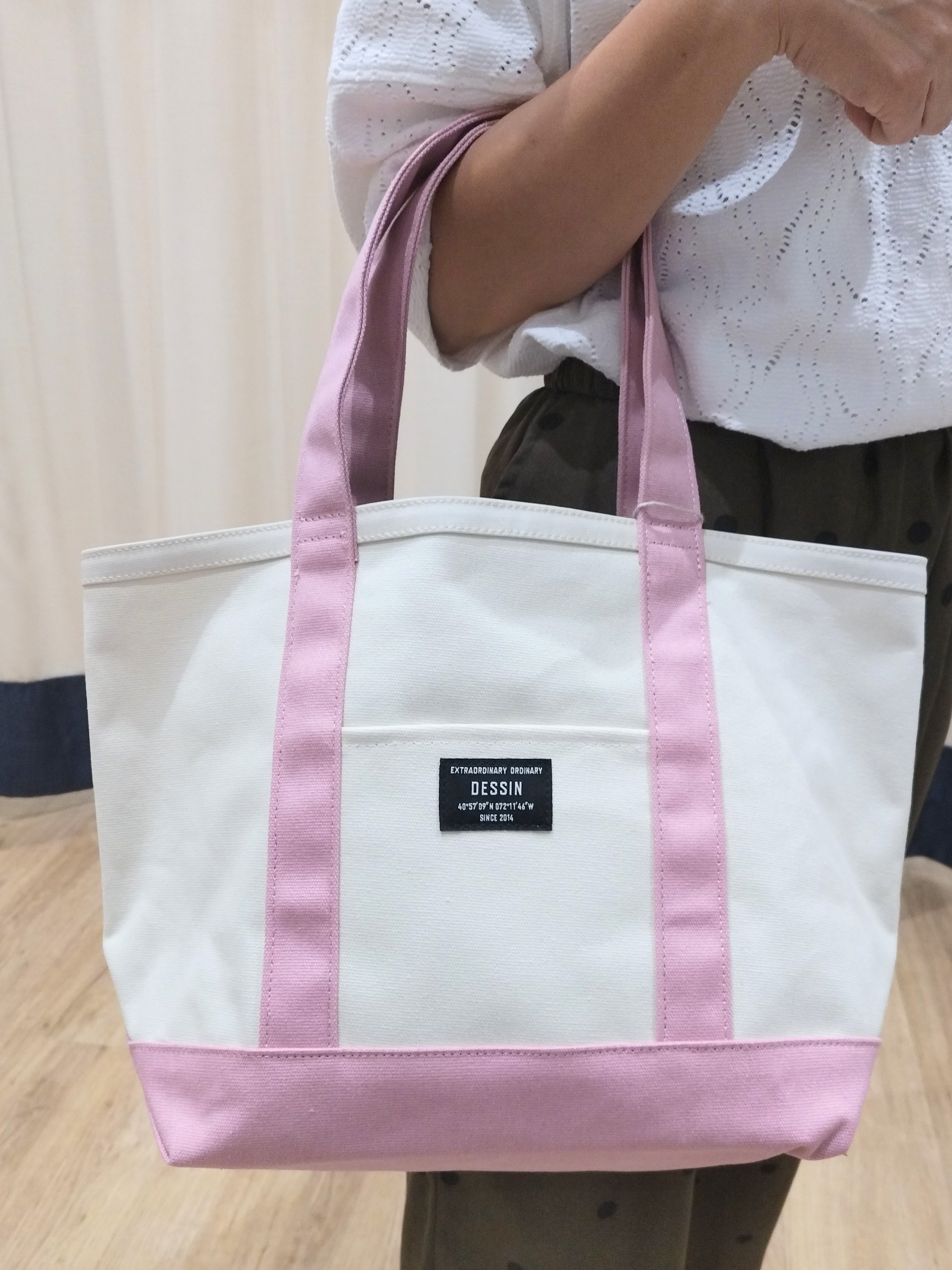 Moriokaさんの「Dessin｜【マシンウォッシャブル】5分袖レースカットソー」を使ったコーディネート