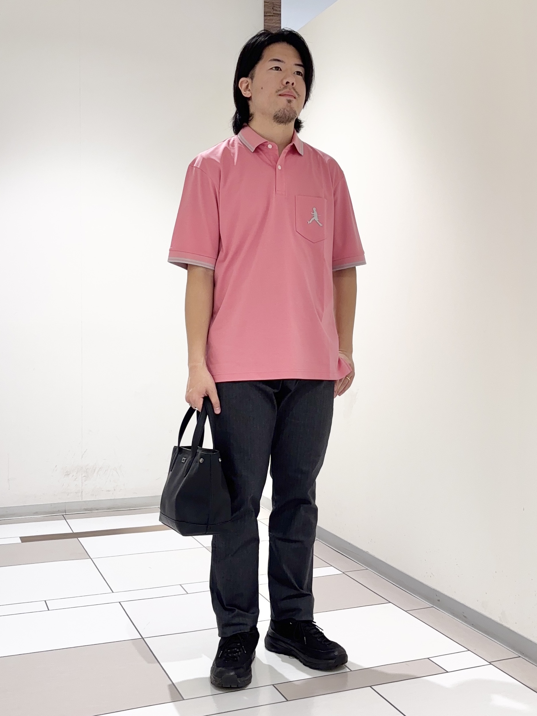 及川さんの「TAKEO KIKUCHI｜【BOWLER HAT LABEL】アイスクリアコットン ボーラーハットウォーカー ポロシャツ」を使ったコーディネート