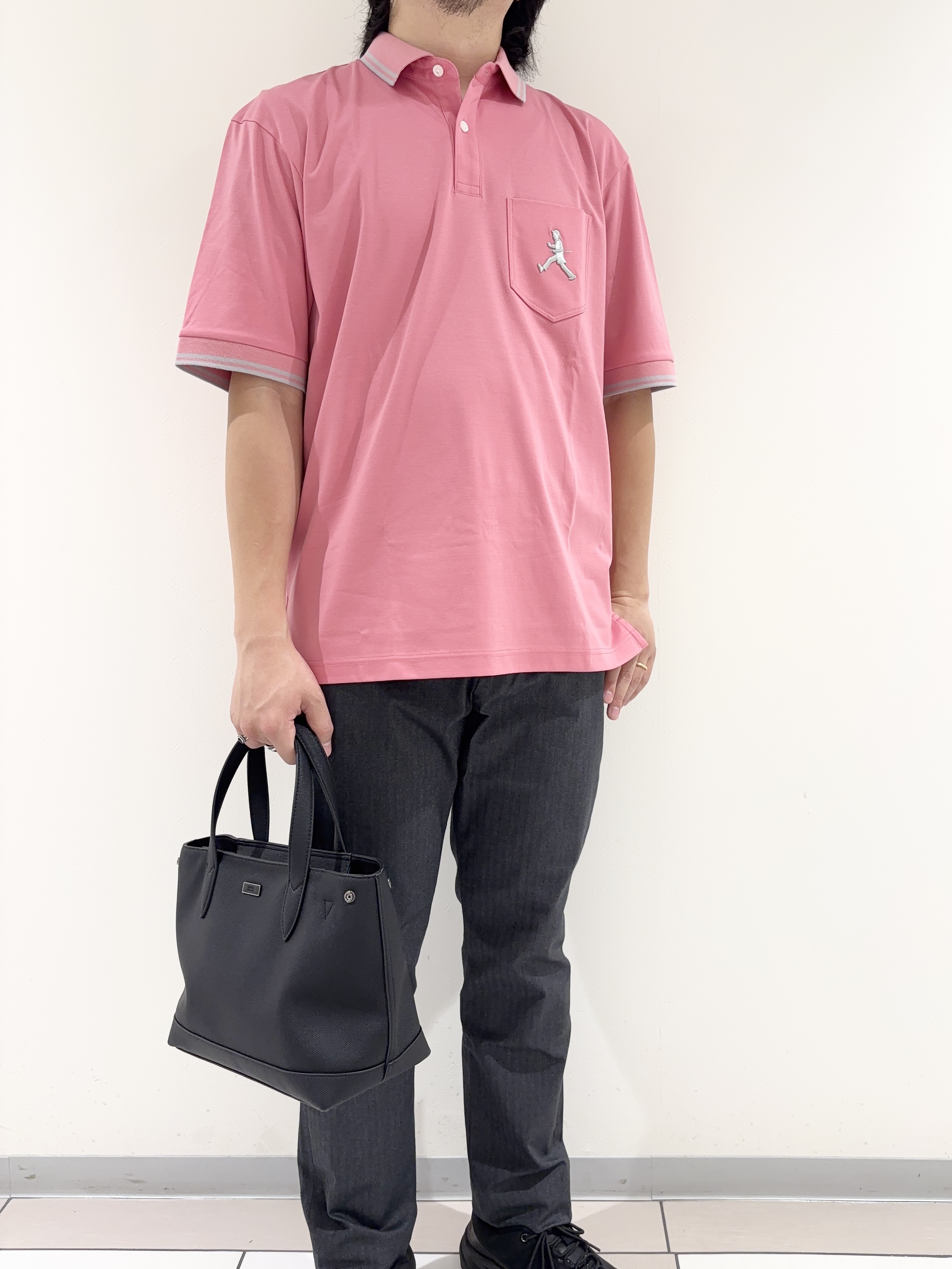 及川さんの「TAKEO KIKUCHI｜【BOWLER HAT LABEL】アイスクリアコットン ボーラーハットウォーカー ポロシャツ」を使ったコーディネート