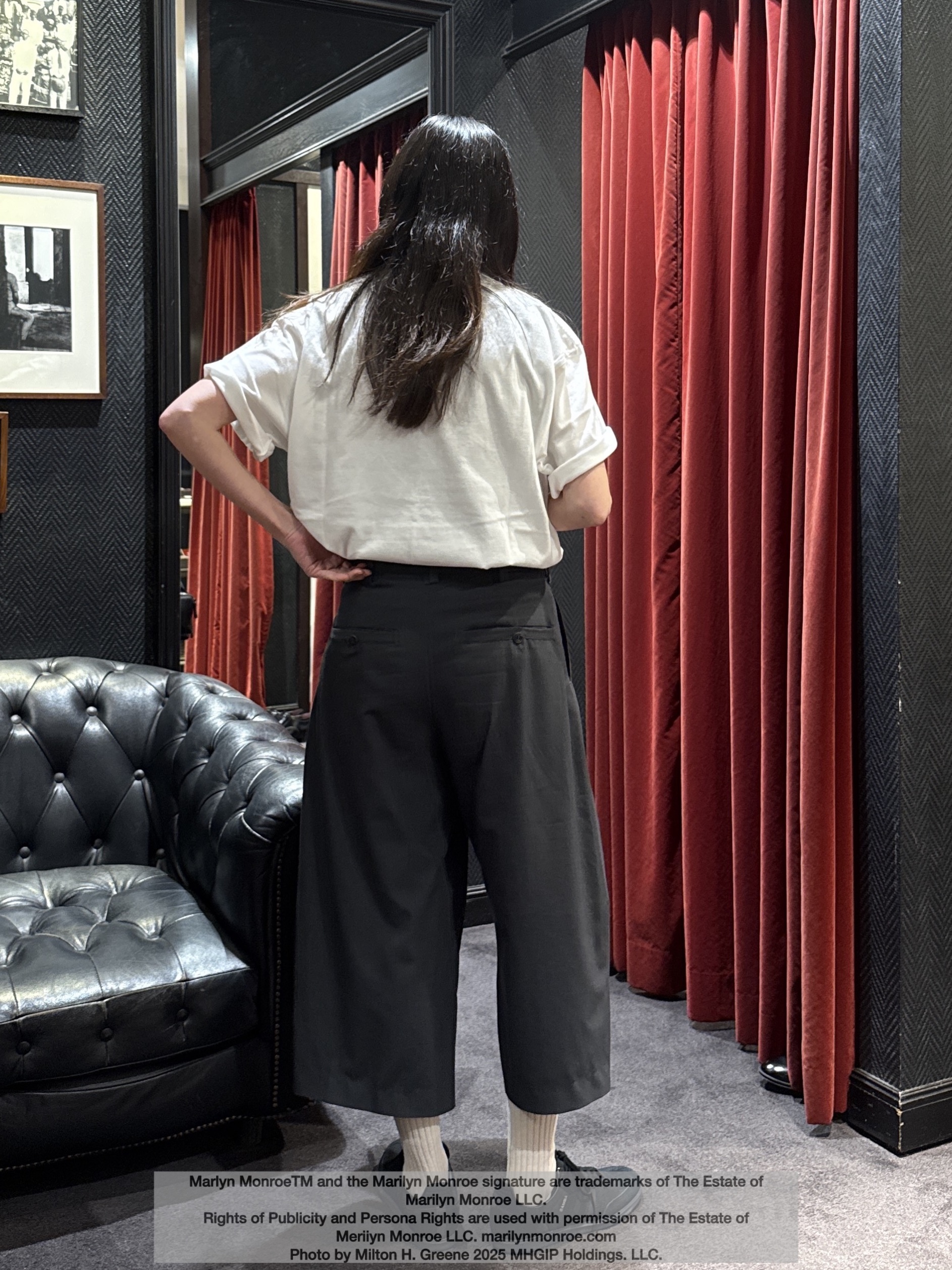神野（jinno）さんの「TAKEO KIKUCHI｜【別注】マリリン・モンロー/フォトTシャツ」を使ったコーディネート