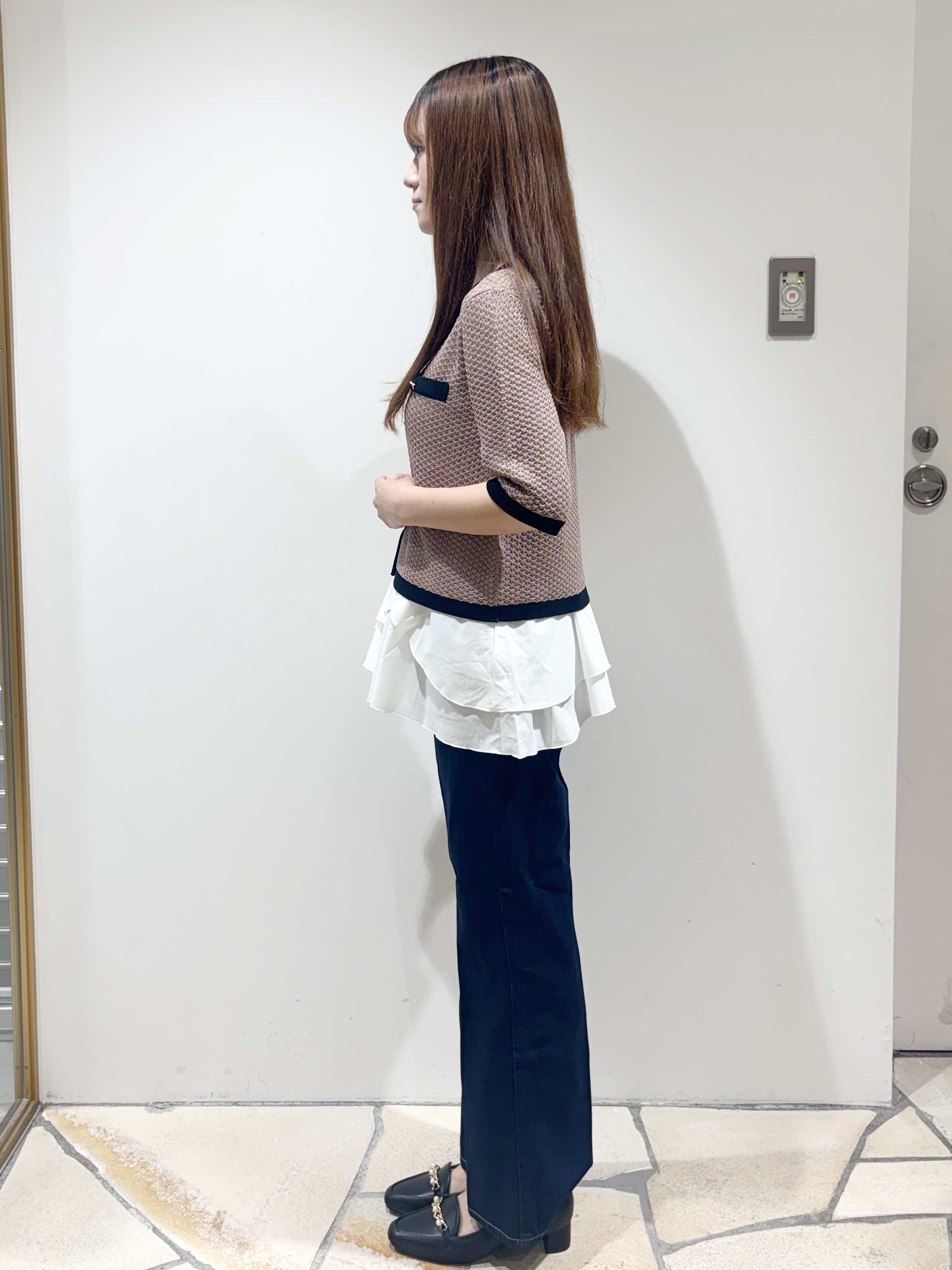 みあたんさんの「index｜【抗ピリング】柄編みニットカーディガン&times;ペプラムキャミセット《洗濯機OK》」を使ったコーディネート