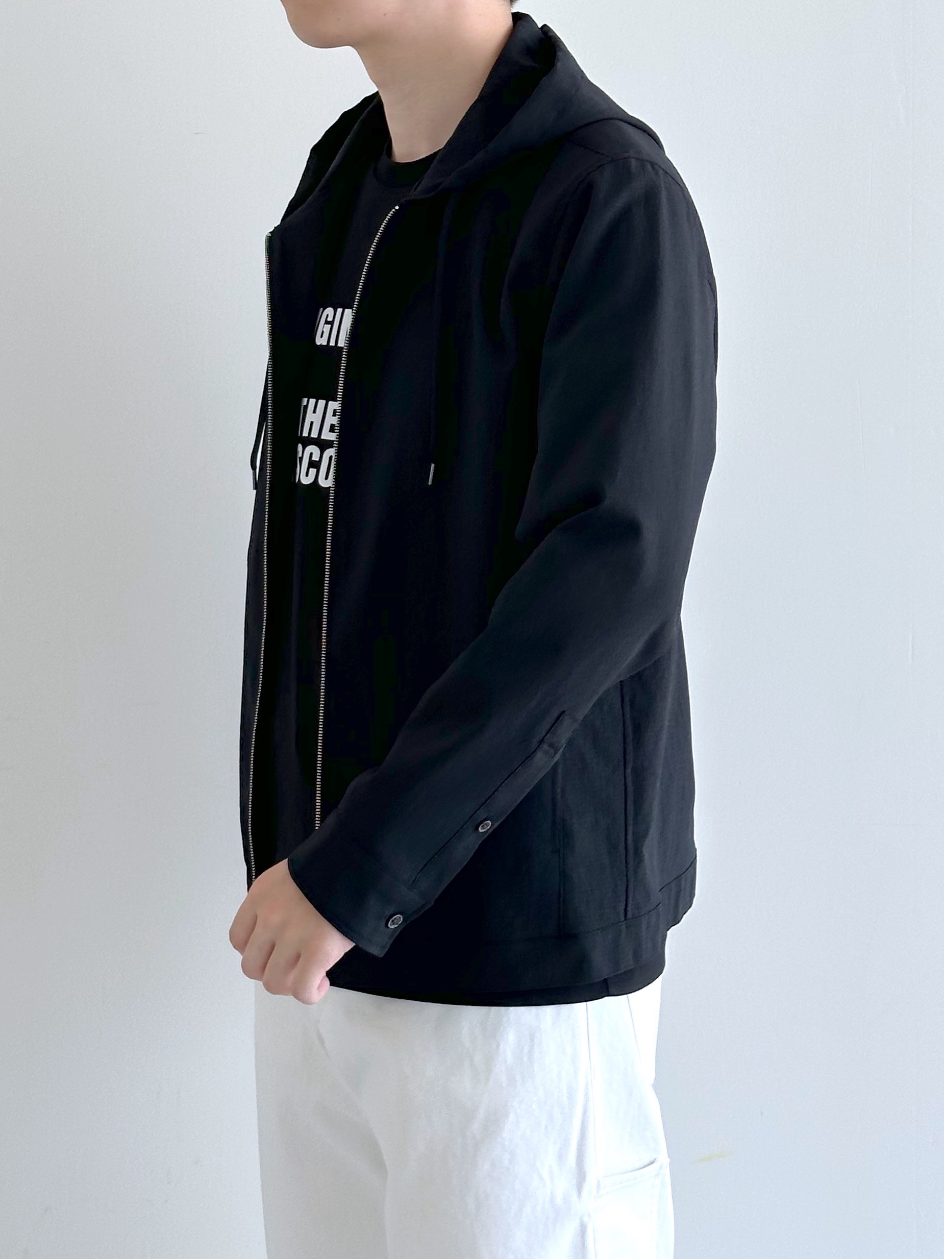 イッシーさんの「TAKEO KIKUCHI｜【撥水・洗える・シワになりにくい】 リランチェ（R） フードブルゾン」を使ったコーディネート