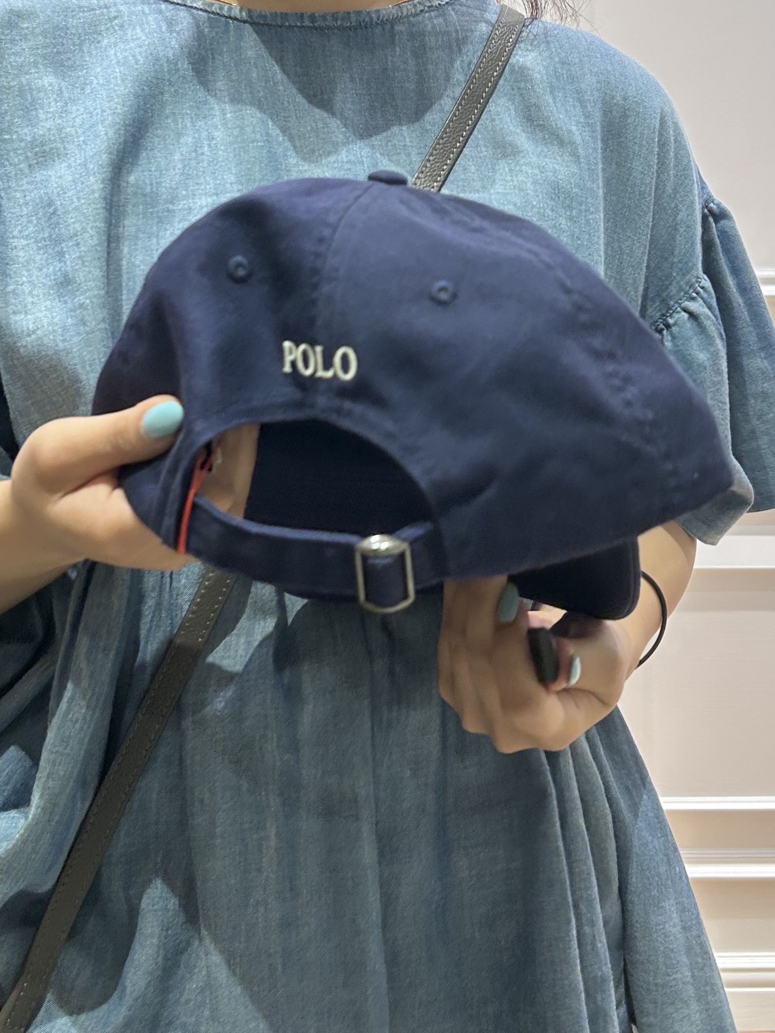 とりみさんの「DRESSTERIOR｜【涼しく着映え】シアーデニムAラインブラウス」を使ったコーディネート