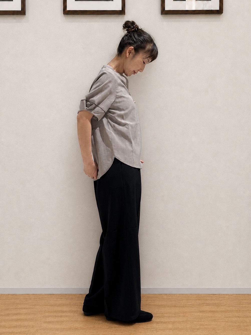 まつみさんの「SHOO･LA･RUE｜【洗濯後しわになりにくい/インせずきまる】シンプルだけど女性らしい 麻調スキッパーブラウス」を使ったコーディネート
