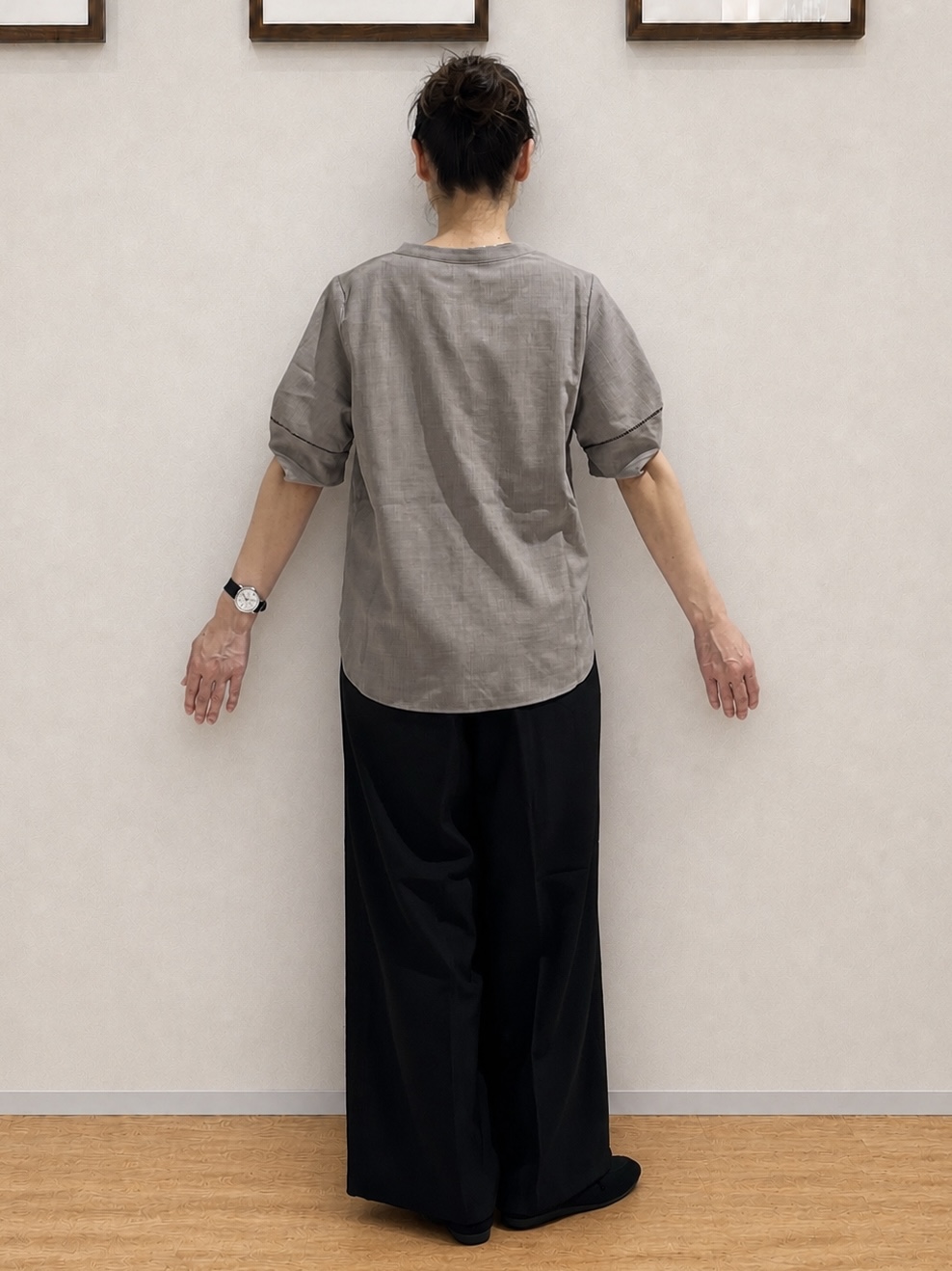 まつみさんの「SHOO･LA･RUE｜【洗濯後しわになりにくい/インせずきまる】シンプルだけど女性らしい 麻調スキッパーブラウス」を使ったコーディネート
