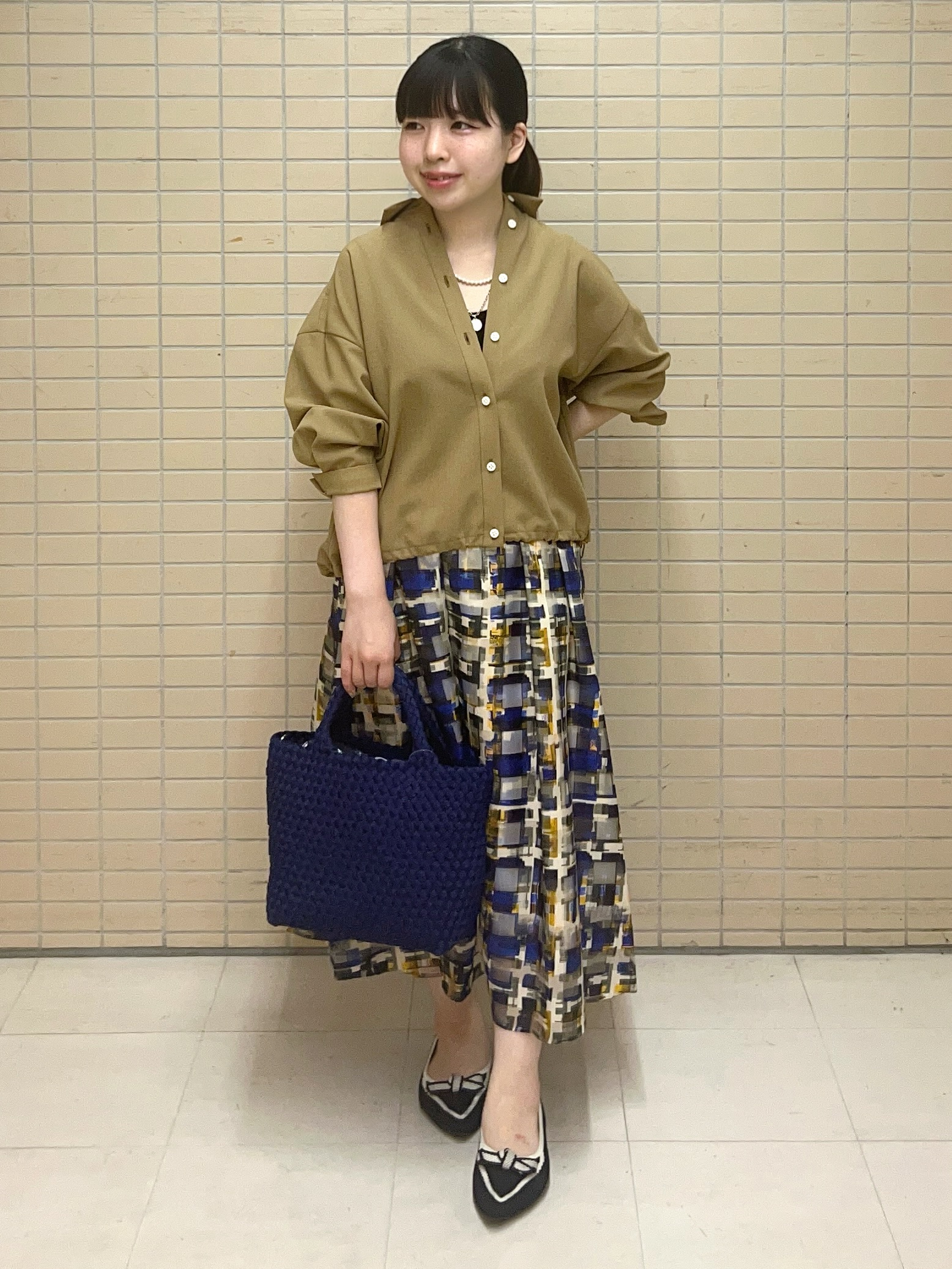 Mitsukiさんの「UNTITLED｜【秋羽織り/セットアップ可/UVカット】エアリークールドロストシャツ」を使ったコーディネート