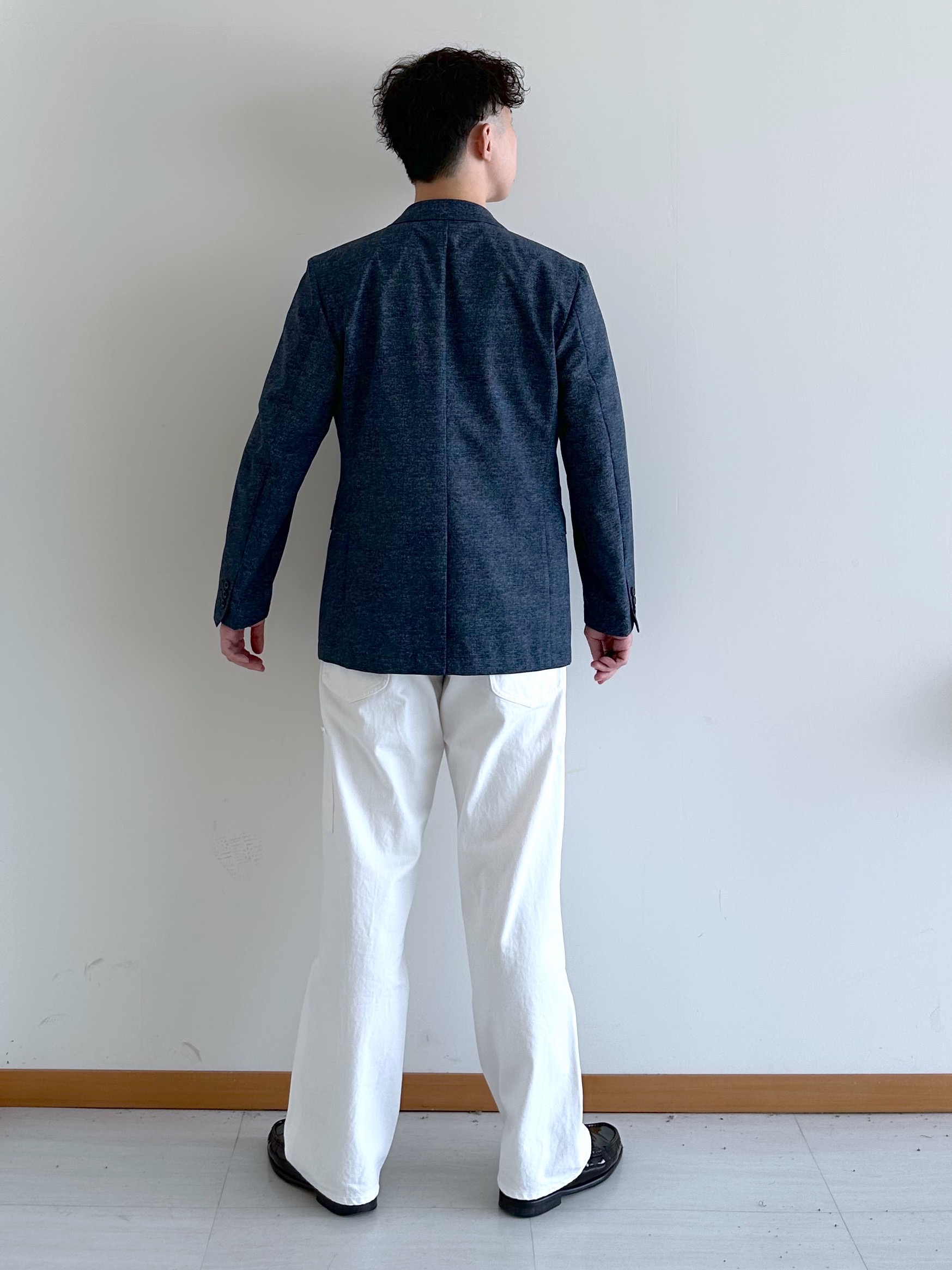 イッシーさんの「TAKEO KIKUCHI｜【抗菌防臭】COOL DOTS（R）ドビープリント ジャケット」を使ったコーディネート