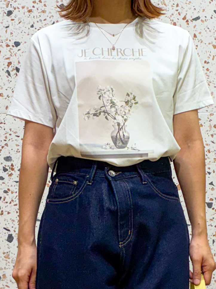 さくらさんの「OPAQUE.CLIP｜【UV】フラワープリントTシャツ≪洗濯機OK／接触冷感≫」を使ったコーディネート