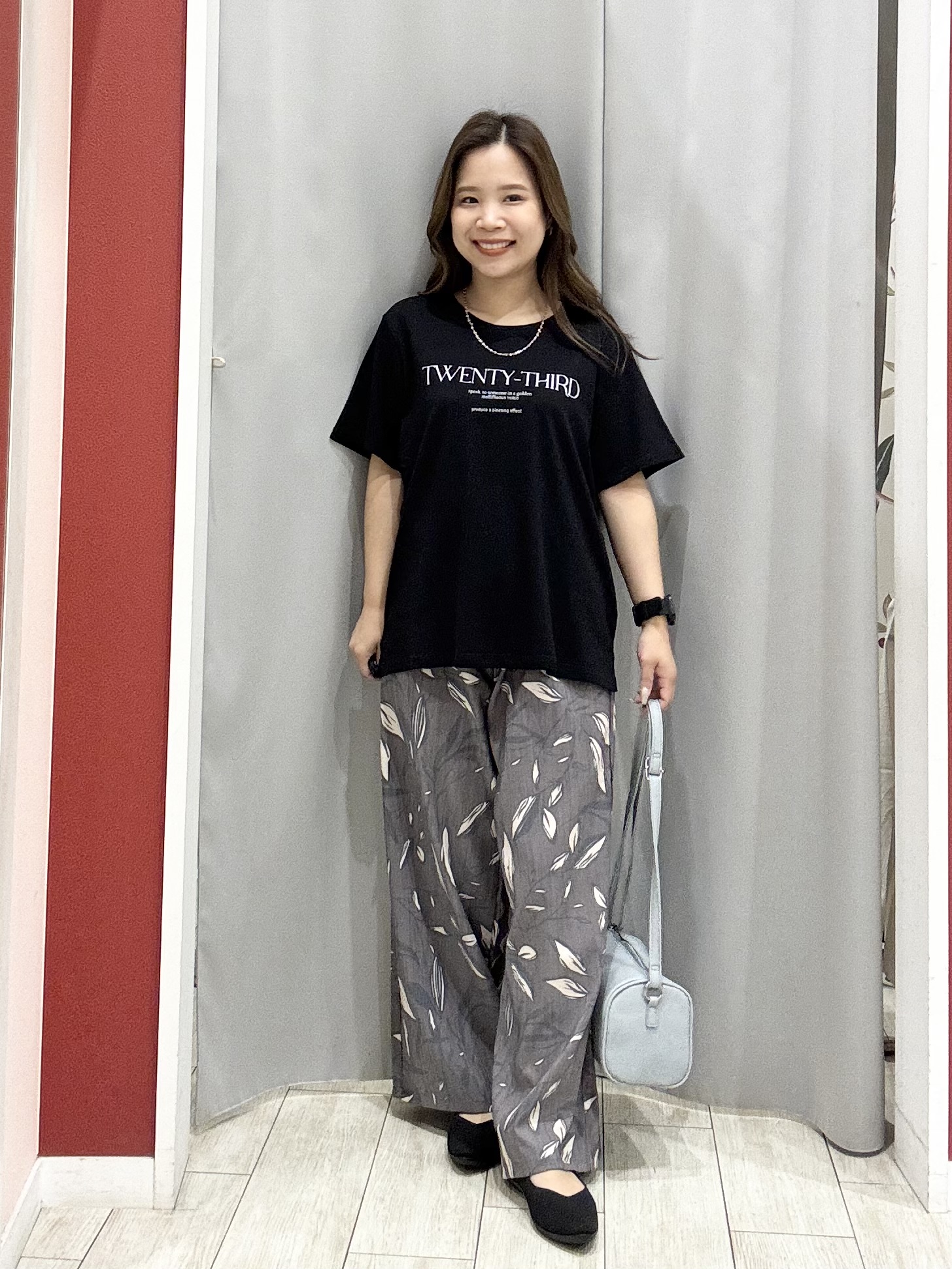 shioさんの「SHOO･LA･RUE｜【通気性〇/S-LL/洗濯機可】羽織にも使いやすい きちんとベーシックシャツ」を使ったコーディネート
