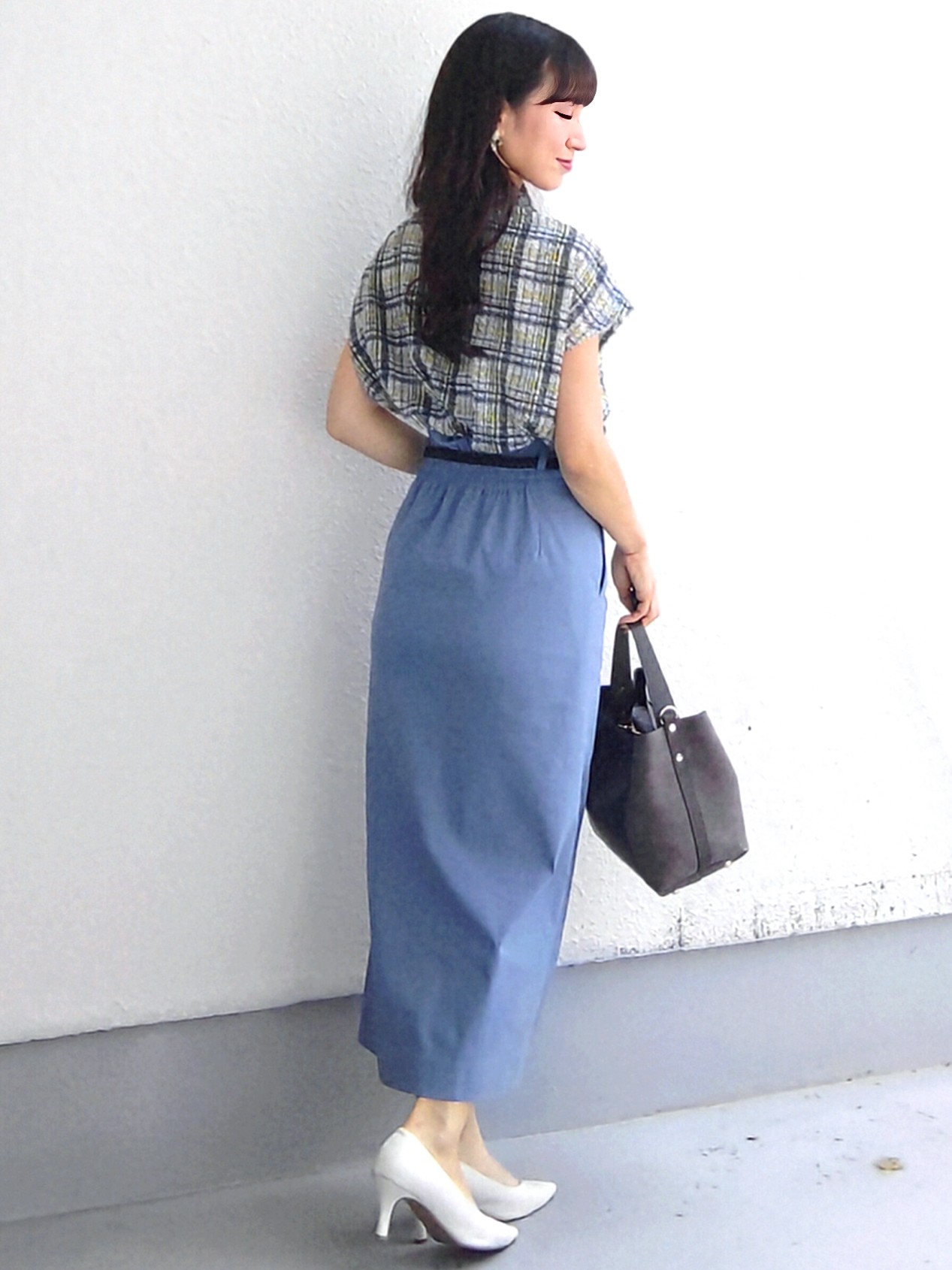 keinaさんの「SunaUna｜チェック柄フリルブラウス」を使ったコーディネート