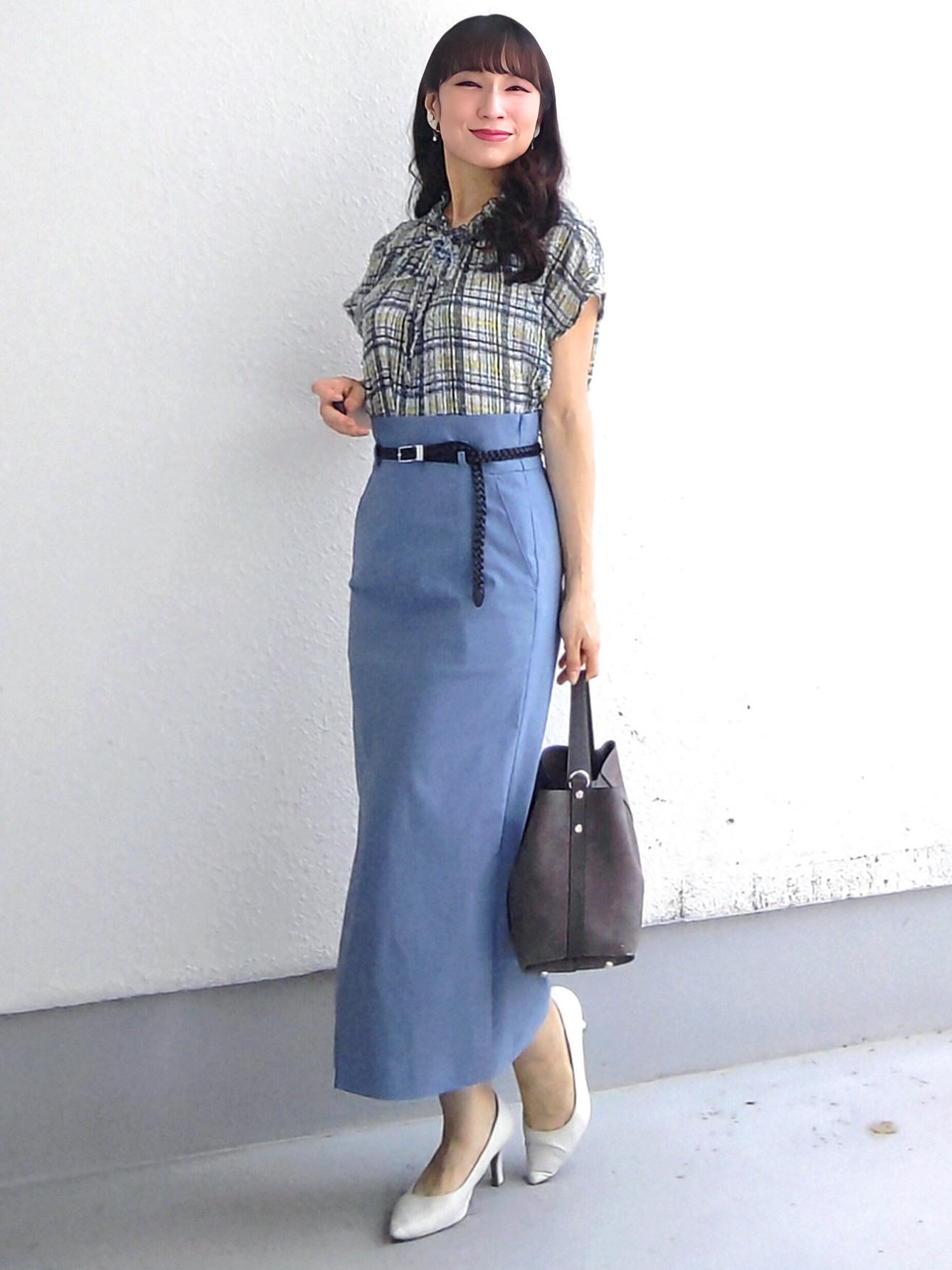 keinaさんの「SunaUna｜チェック柄フリルブラウス」を使ったコーディネート