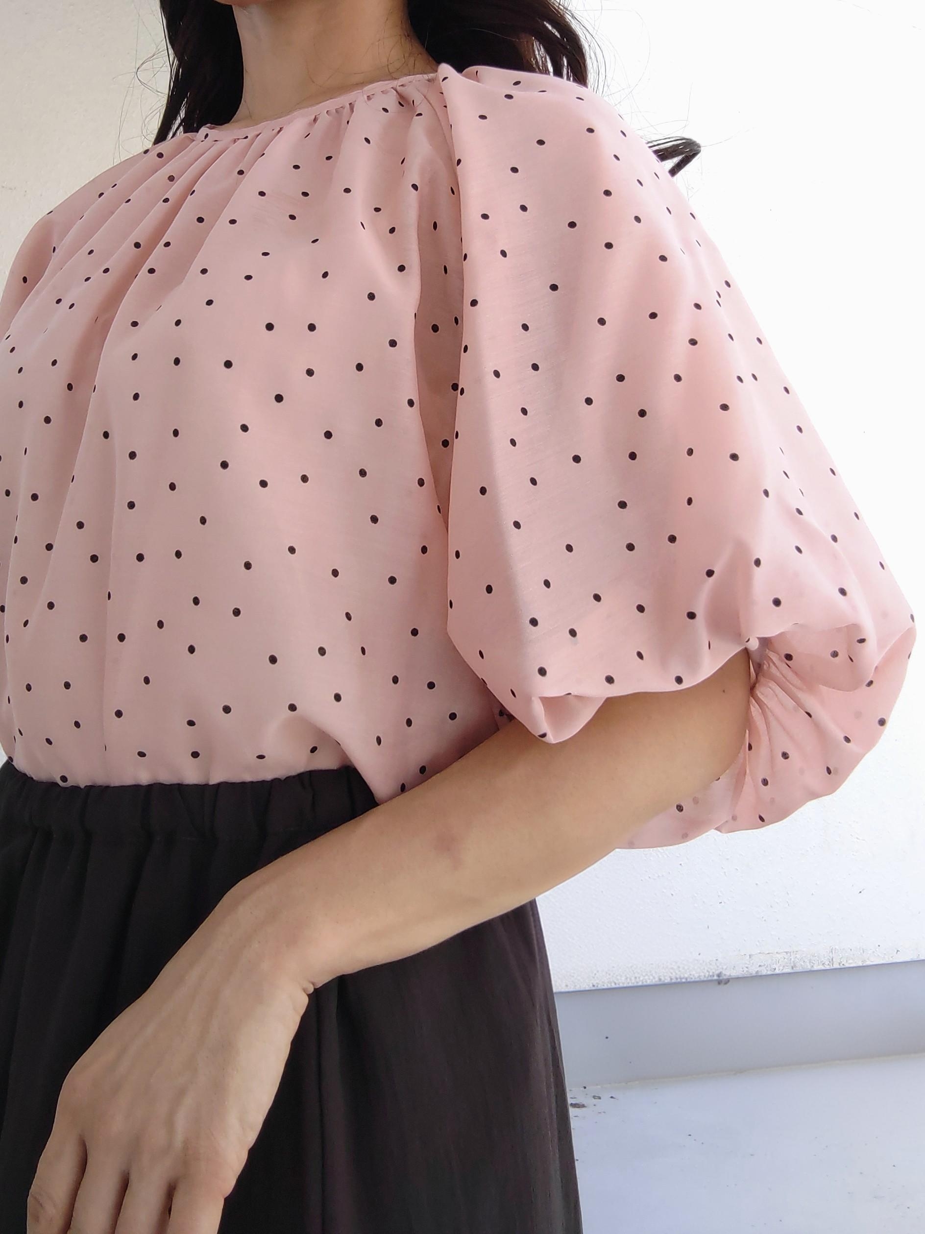 keinaさんの「SunaUna｜シアードットブラウス」を使ったコーディネート