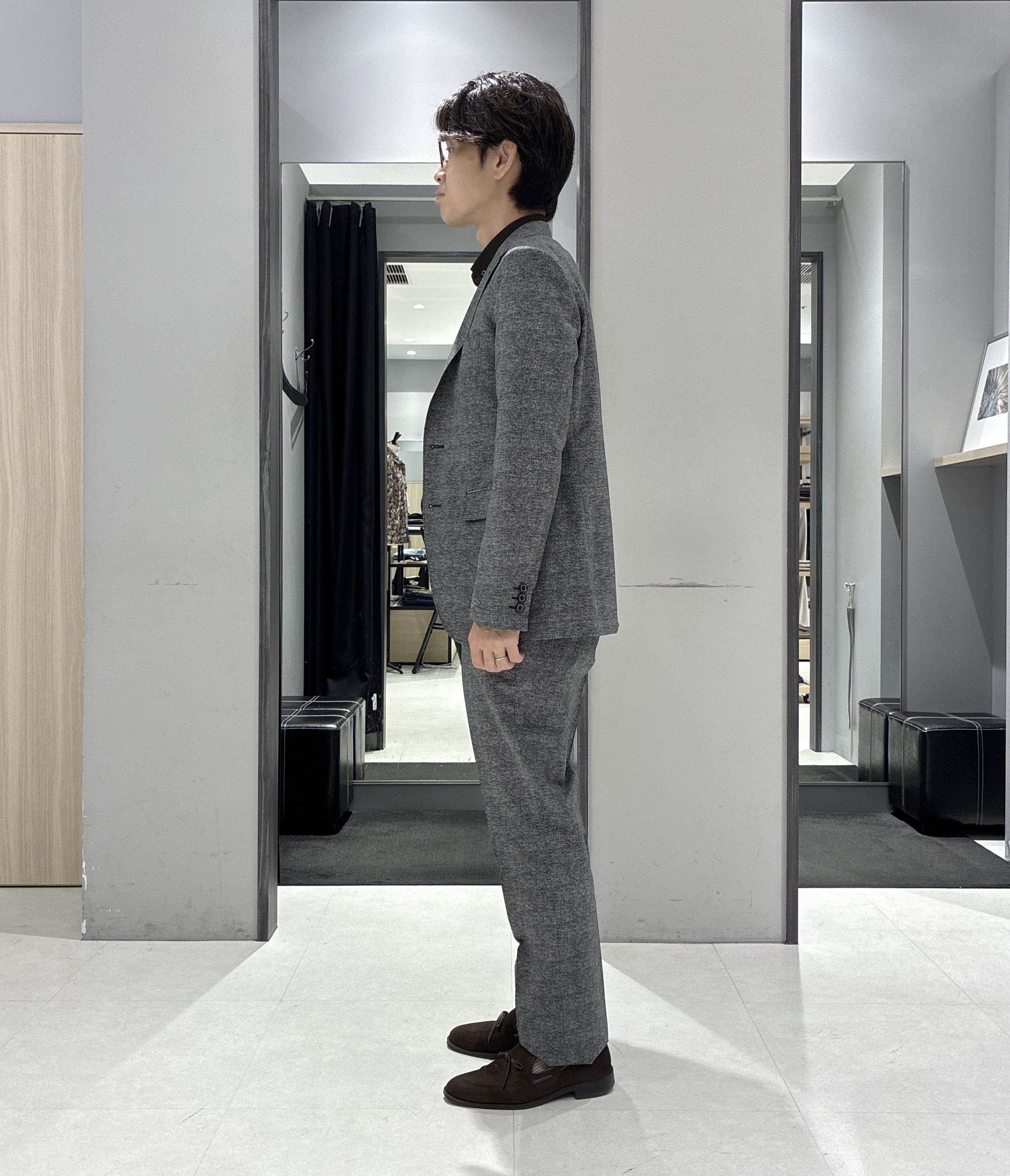 わいずみさんの「TAKEO KIKUCHI｜【抗菌防臭】COOL DOTS（R）ドビープリント ジャケット」を使ったコーディネート