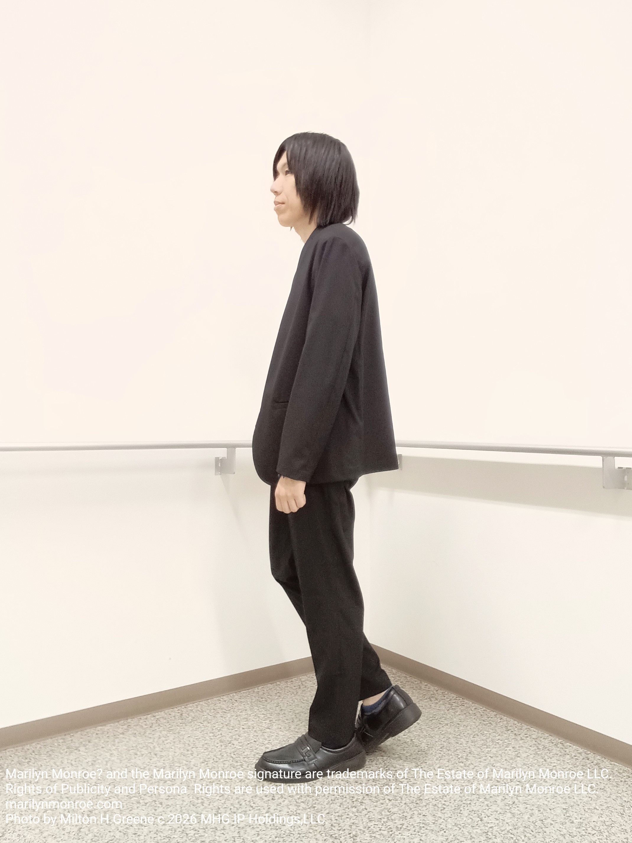 moritaさんの「TAKEO KIKUCHI｜【ON／OFF兼用】CARREMANファブリック ノーカラージャケット」を使ったコーディネート