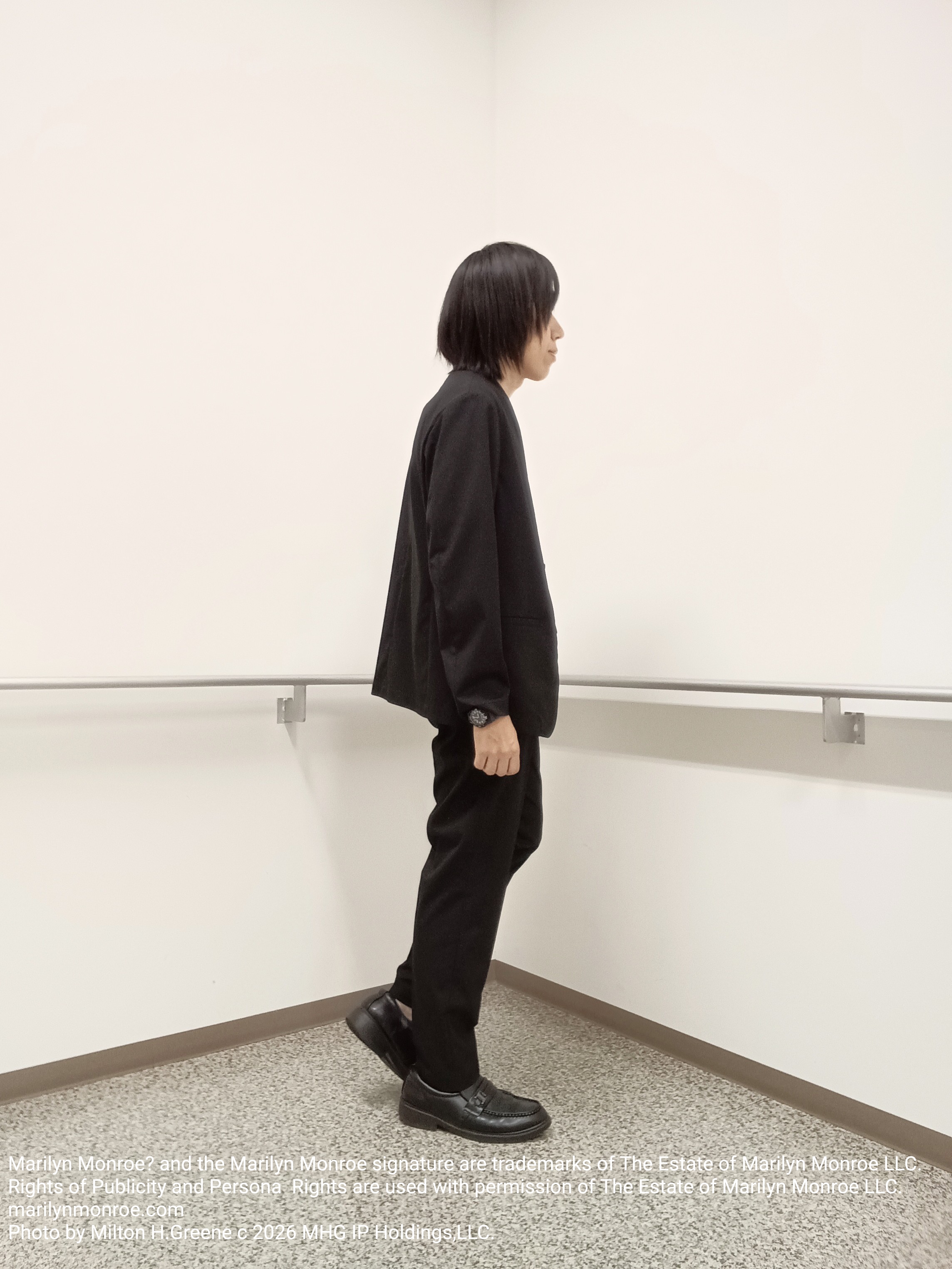 moritaさんの「TAKEO KIKUCHI｜【ON／OFF兼用】CARREMANファブリック ノーカラージャケット」を使ったコーディネート
