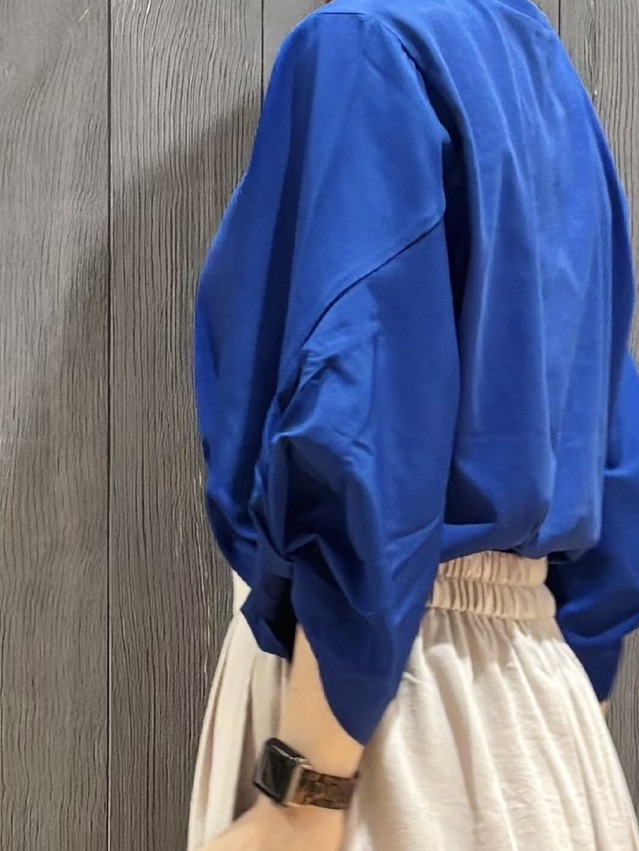 meiさんの「SHOO･LA･RUE｜【S-LL/洗濯機可/二の腕カバー】楽に上品見え ツイストスリーブトップス」を使ったコーディネート