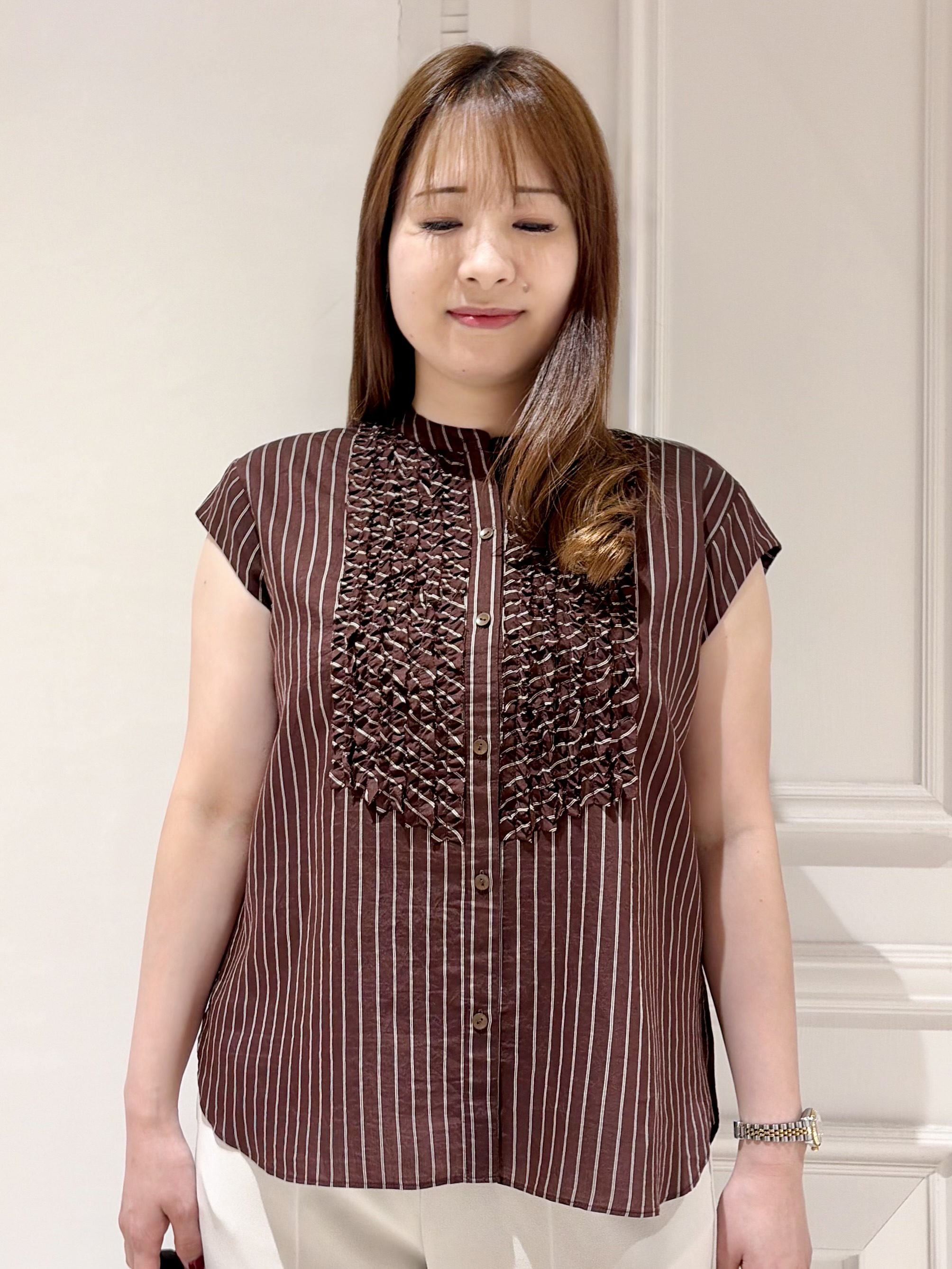 minowaさんの「DRESSTERIOR｜ストライプフレンチスリーブフリルブラウス」を使ったコーディネート