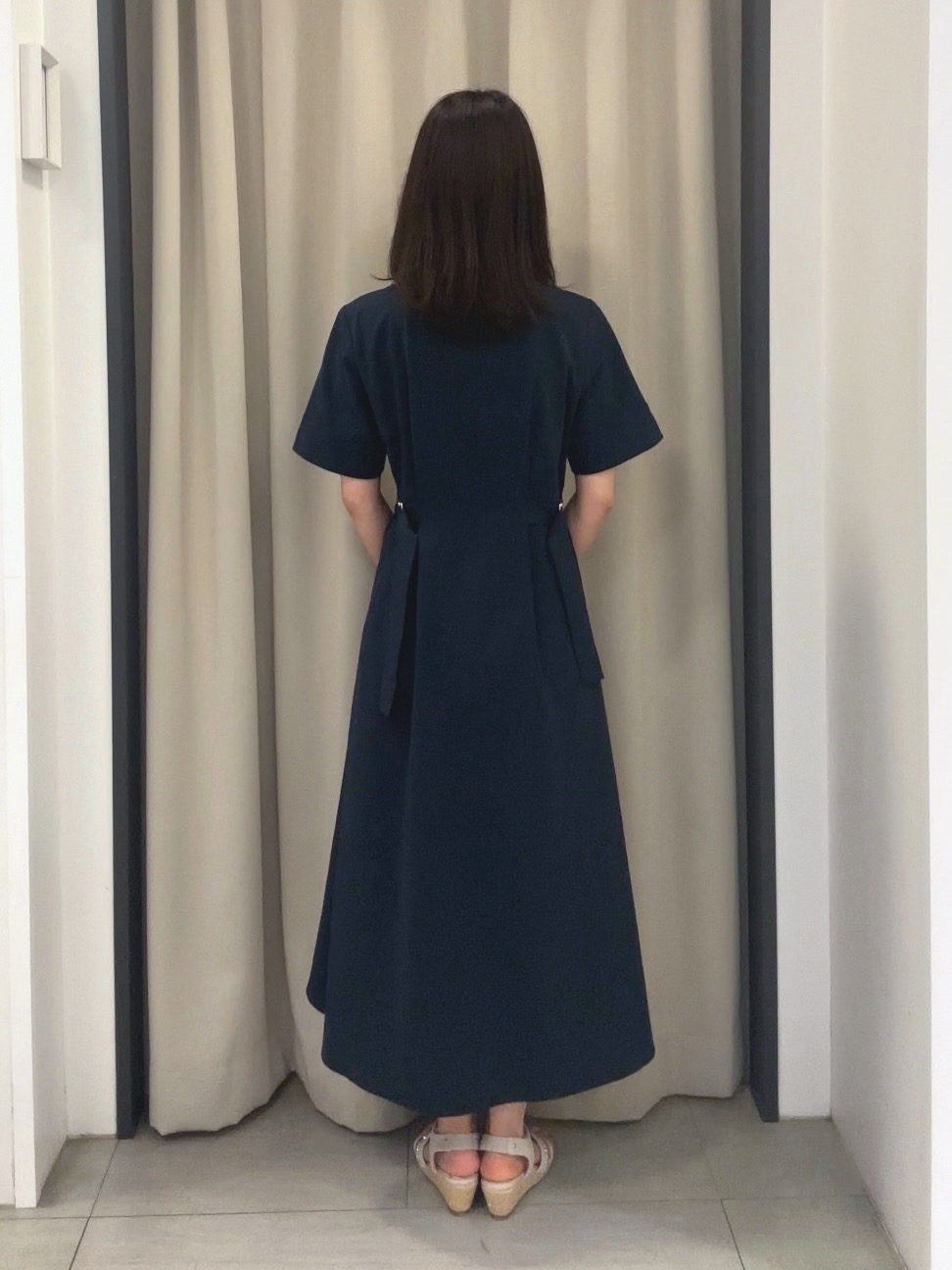 Nao さんの「grove｜【低身長さんも選べる着丈/UV・シワになりにくいetc】涼やかさも、きちんとも叶うワンピース」を使ったコーディネート