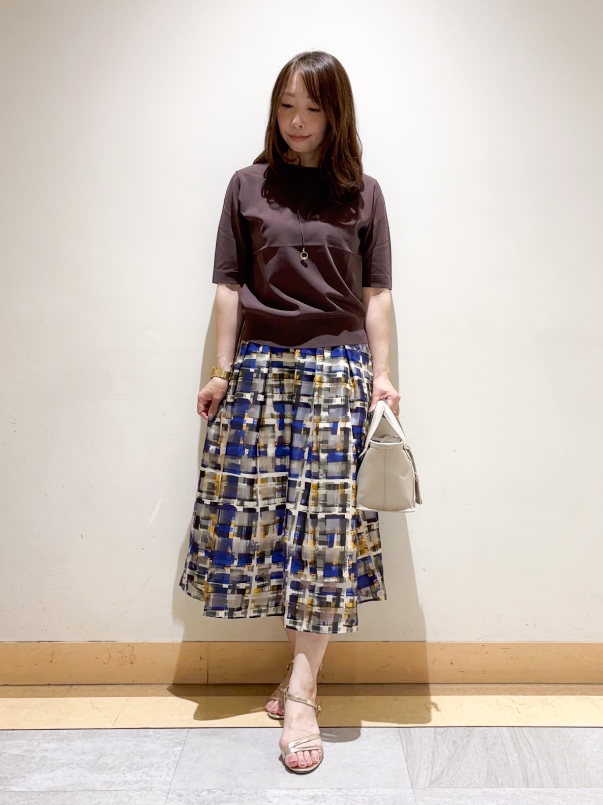 sattoさんの「UNTITLED｜【アンサンブル可/きれいめ/通勤】コンパクト5分袖ニット」を使ったコーディネート