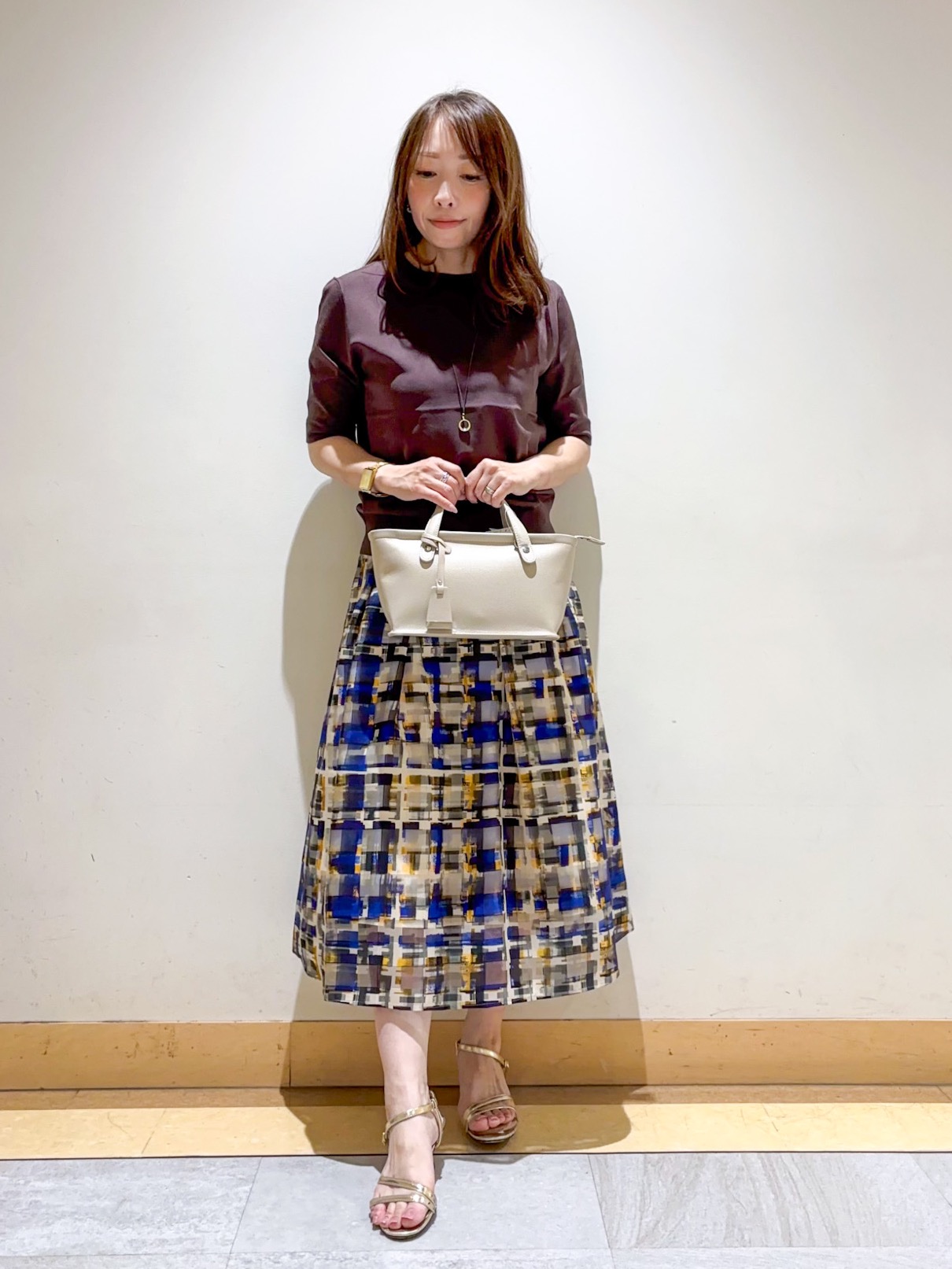 sattoさんの「UNTITLED｜【アンサンブル可/きれいめ/通勤】コンパクト5分袖ニット」を使ったコーディネート