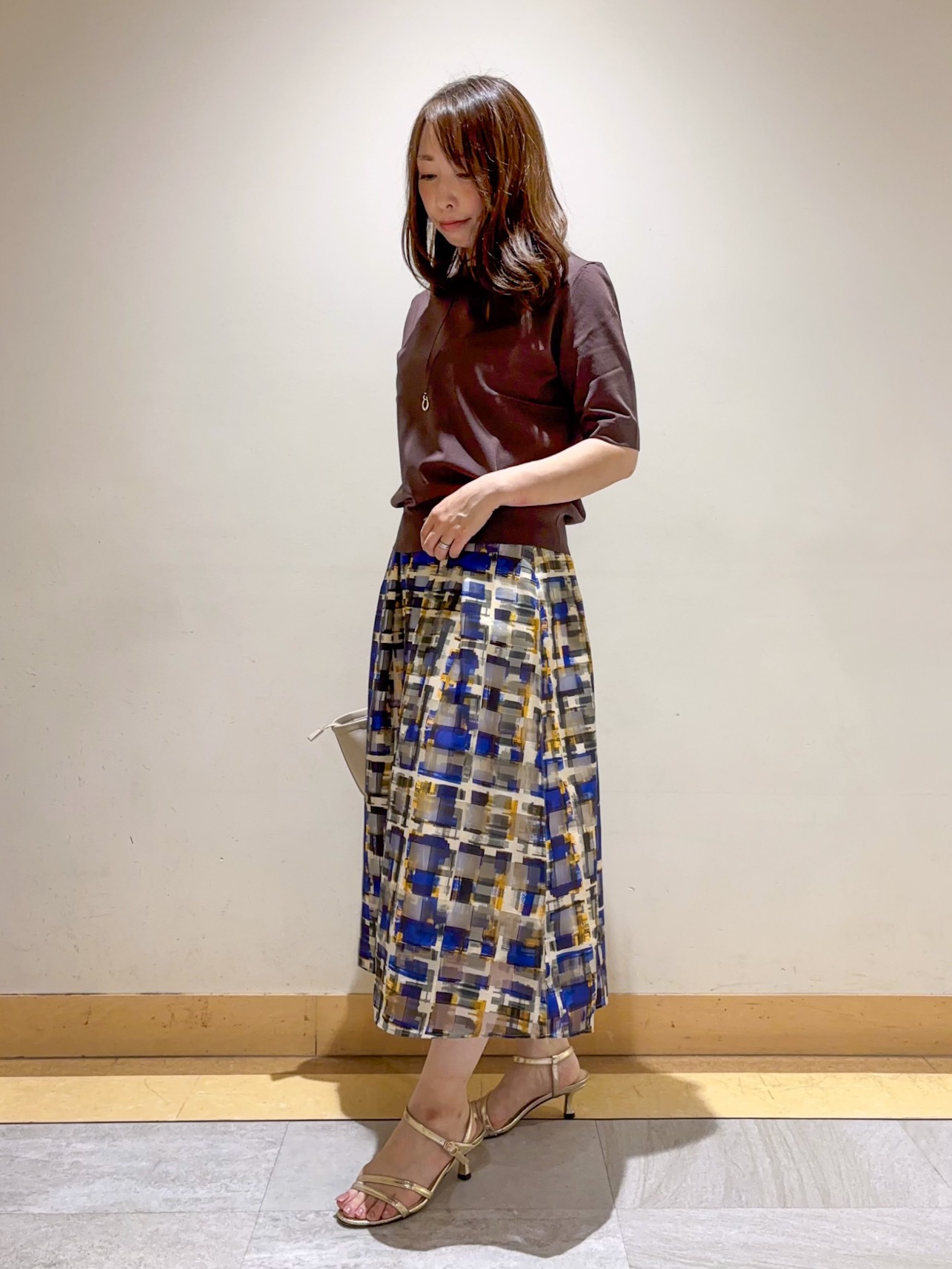 sattoさんの「UNTITLED｜【アンサンブル可/きれいめ/通勤】コンパクト5分袖ニット」を使ったコーディネート
