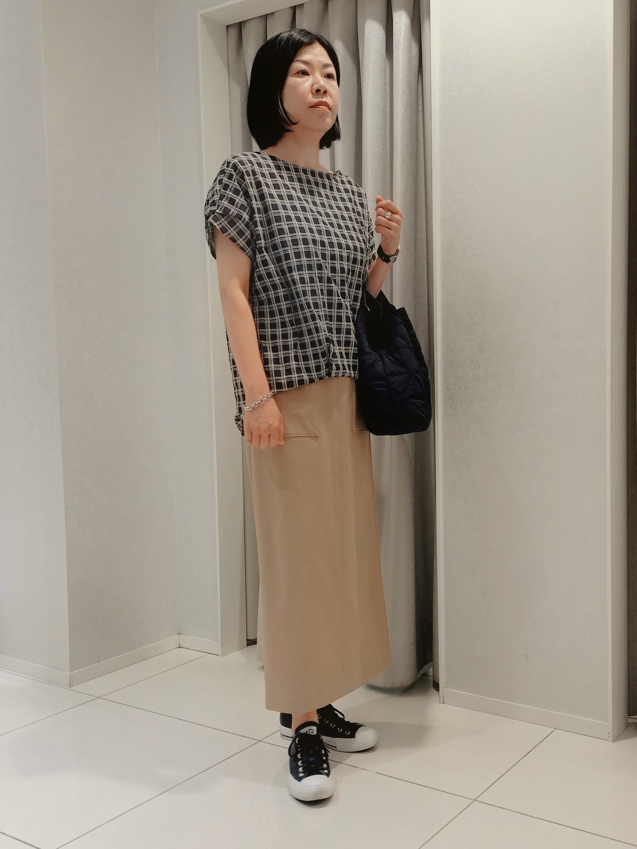 WATAさんの「UNTITLED｜【秋めきシャツ/体型カバー】シアーチェックブラウス」を使ったコーディネート