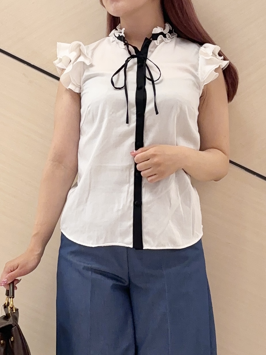 Rinaさんの「DRESSTERIOR｜【otonaMUSE5月号掲載】スキニーベルトサンダル」を使ったコーディネート