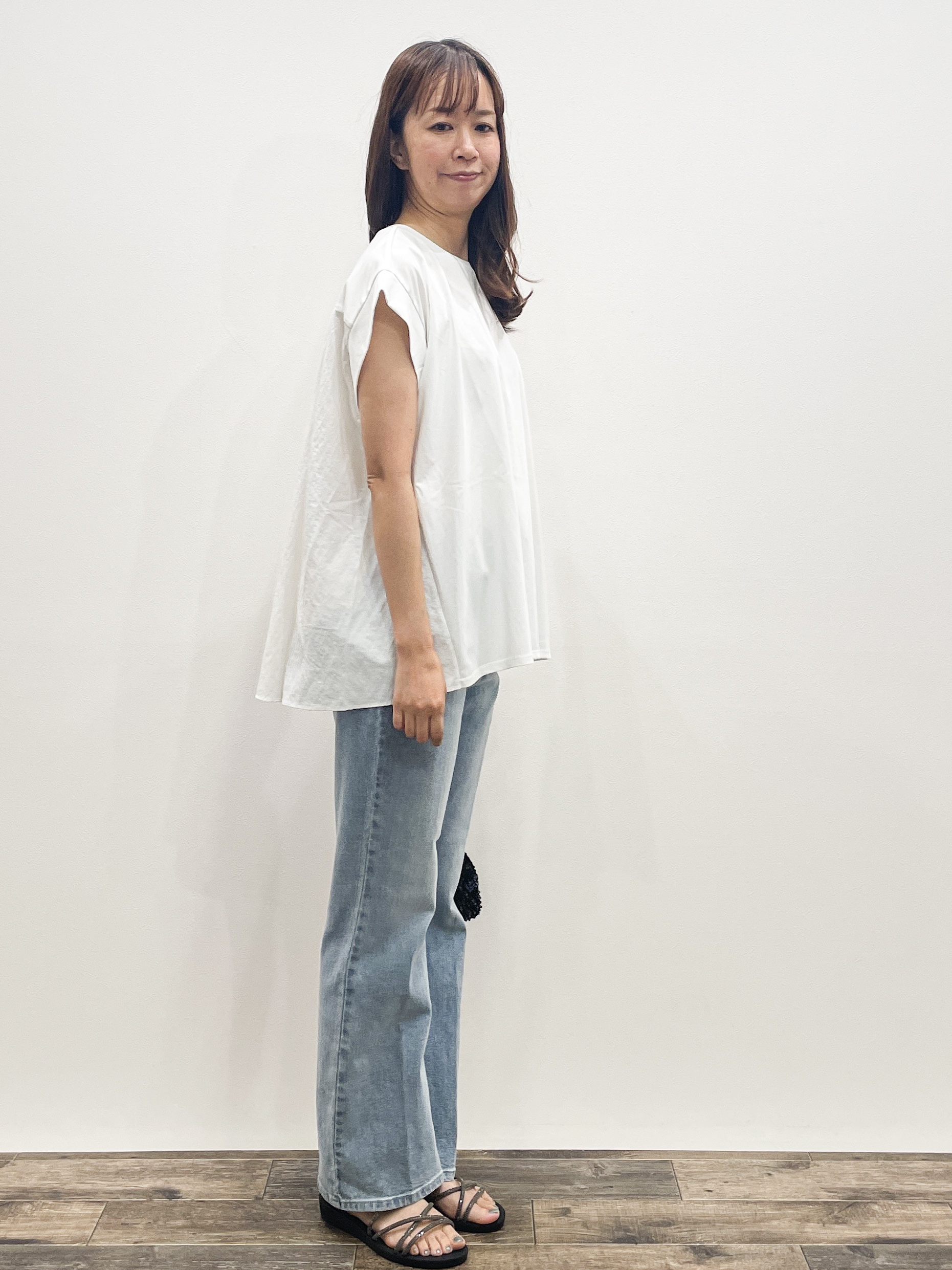 Aikoさんの「OPAQUE.CLIP｜【接触冷感】バックフレアドッキングカットソー《洗濯機OK》」を使ったコーディネート